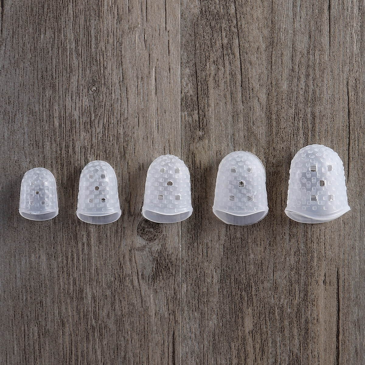 15pcs Guitar Fingertip Protectors Silicone Finger Guards for Ukulele Electric Guitar 5 Sizes (Transparent Color)