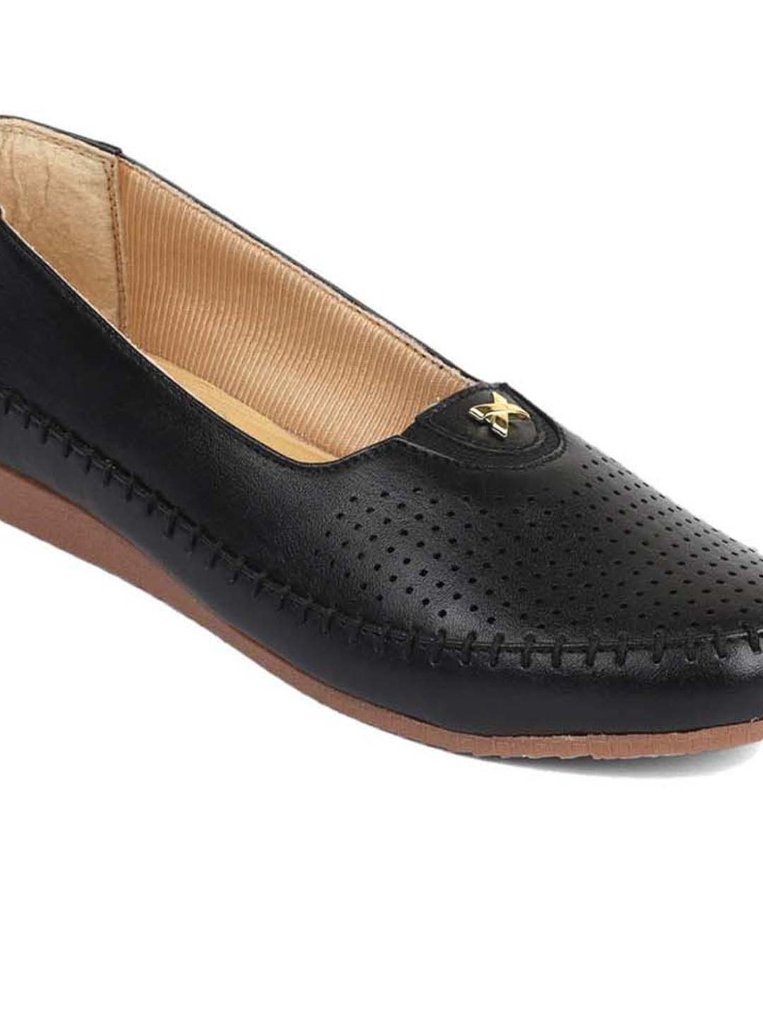 Iconics Women's Black Flat Ballets