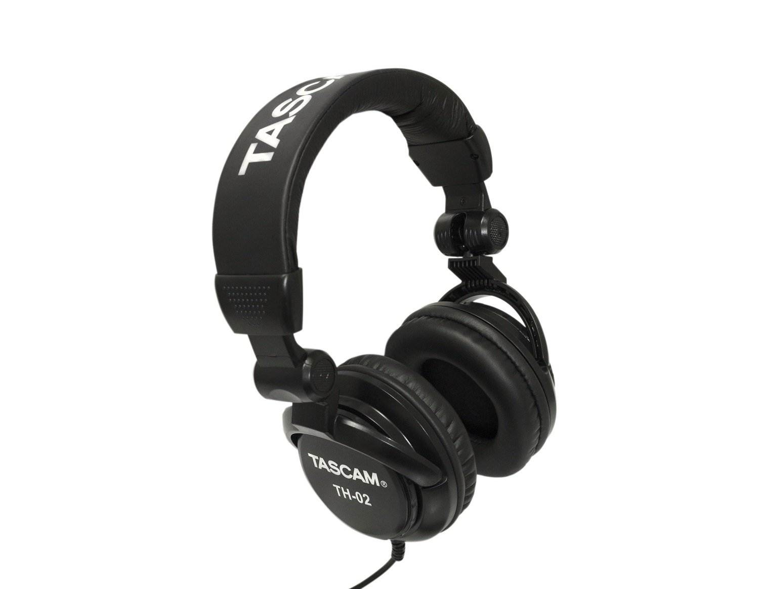 Native Instruments Traktor Kontrol Z2 DJ Mixer + FREE Tascam TH-02 + (2) XLR CABLES 18ft ea