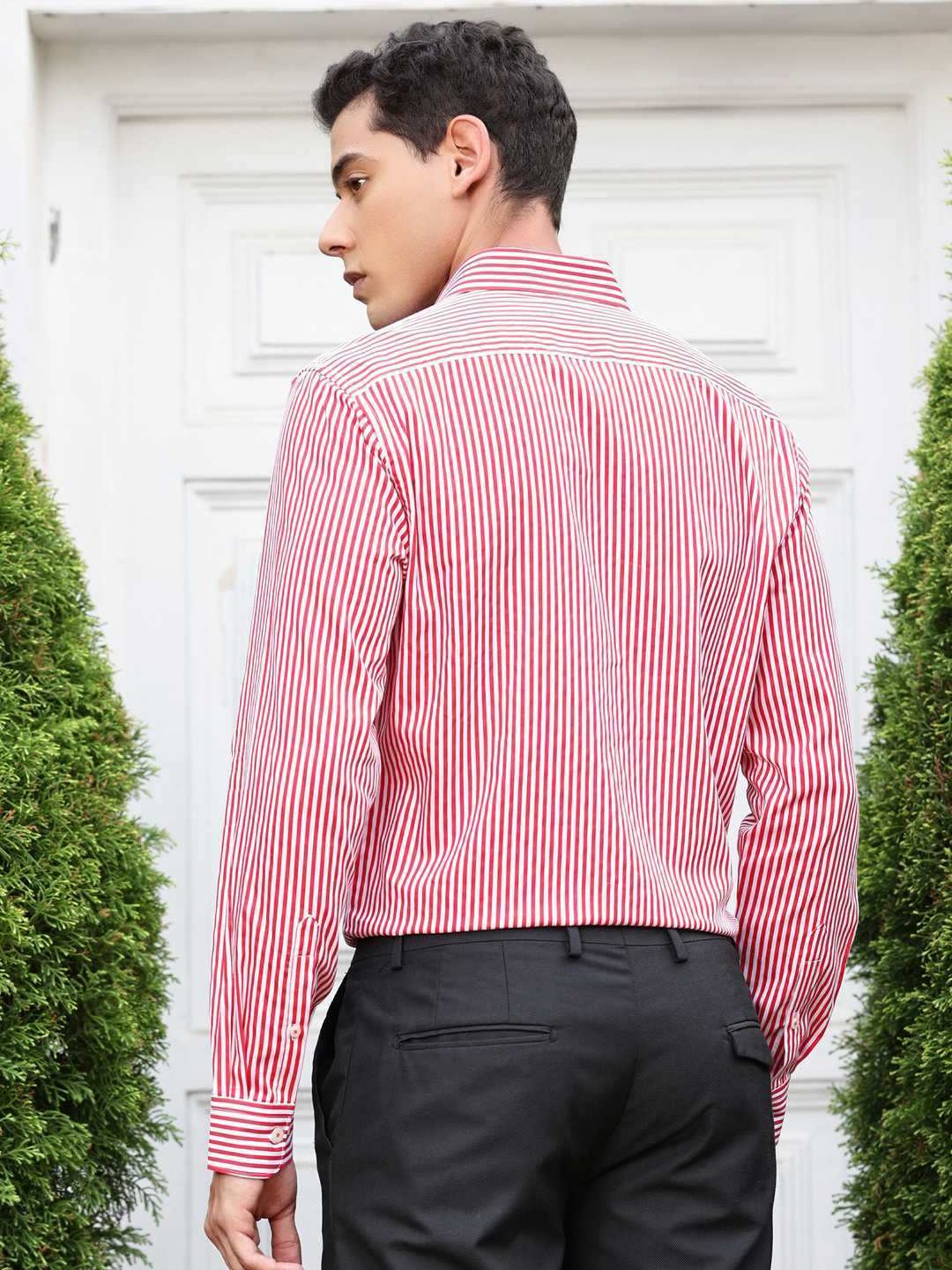 Thomas Scott Red Regular Fit Striped Shirt