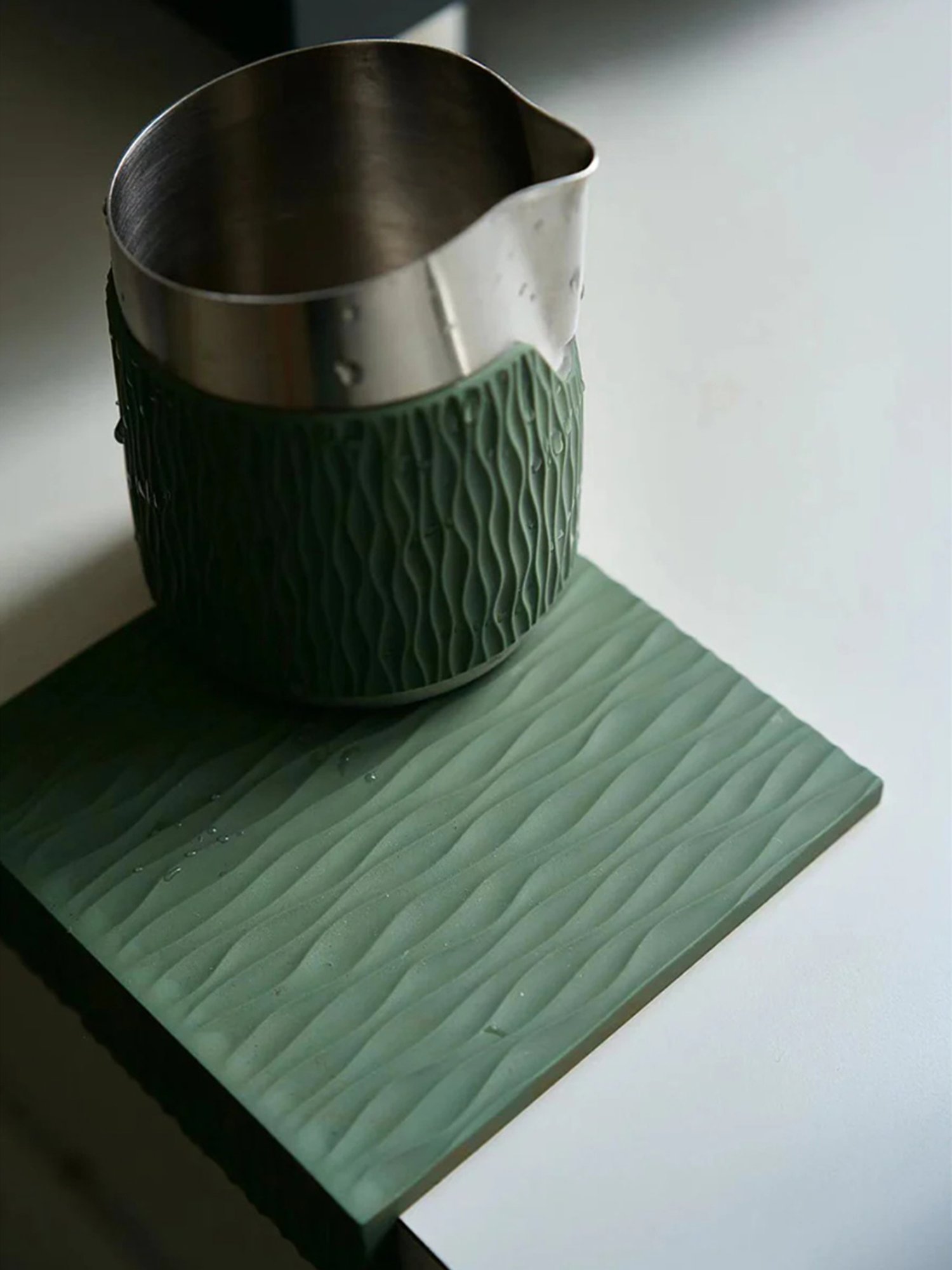 Milton Silver Stainless Steel Thermal Coffee Pot (500 ml) - Set of 1