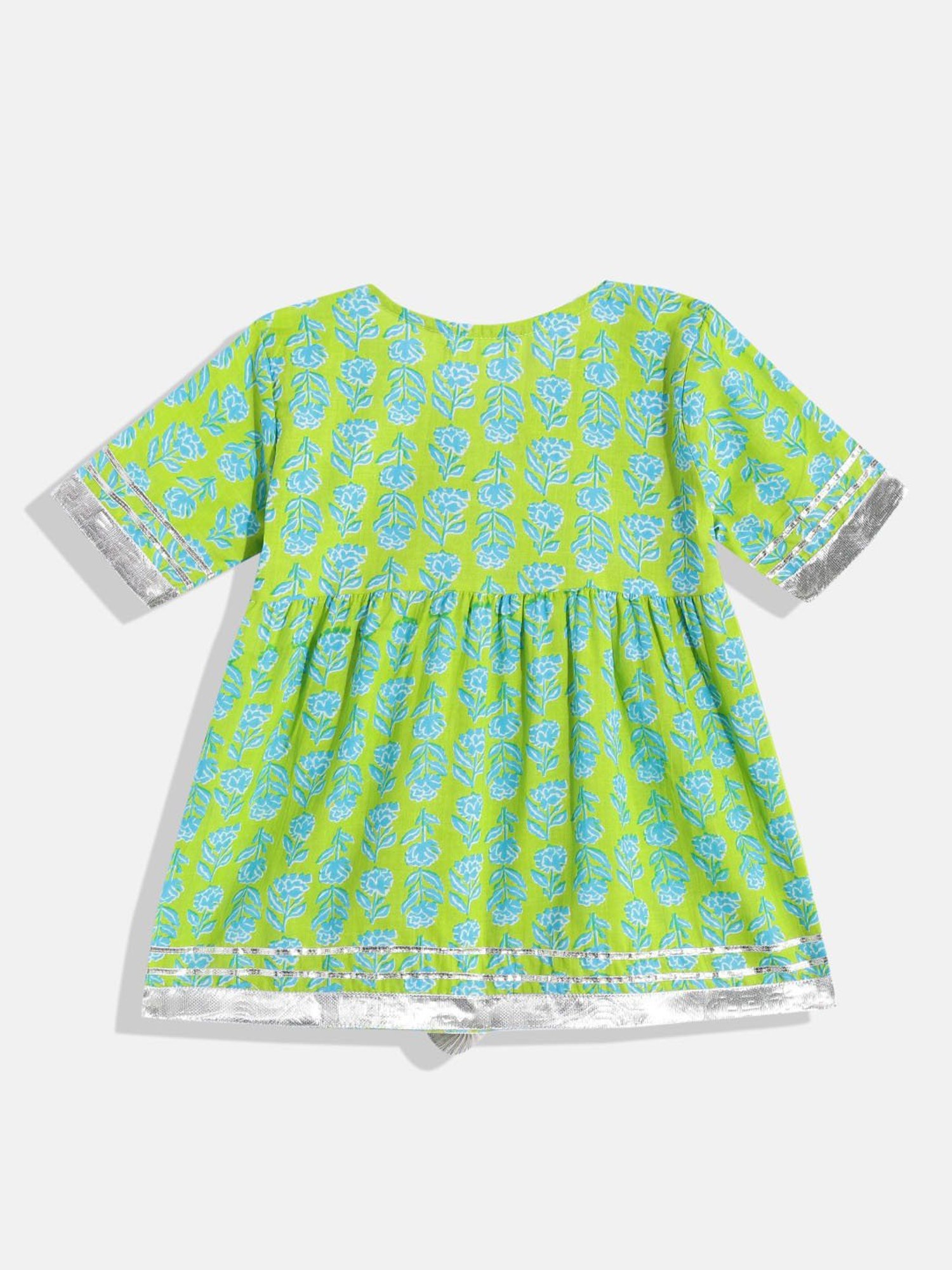 READIPRINT FASHIONS Kids Green Floral Print Kurta With Sharara