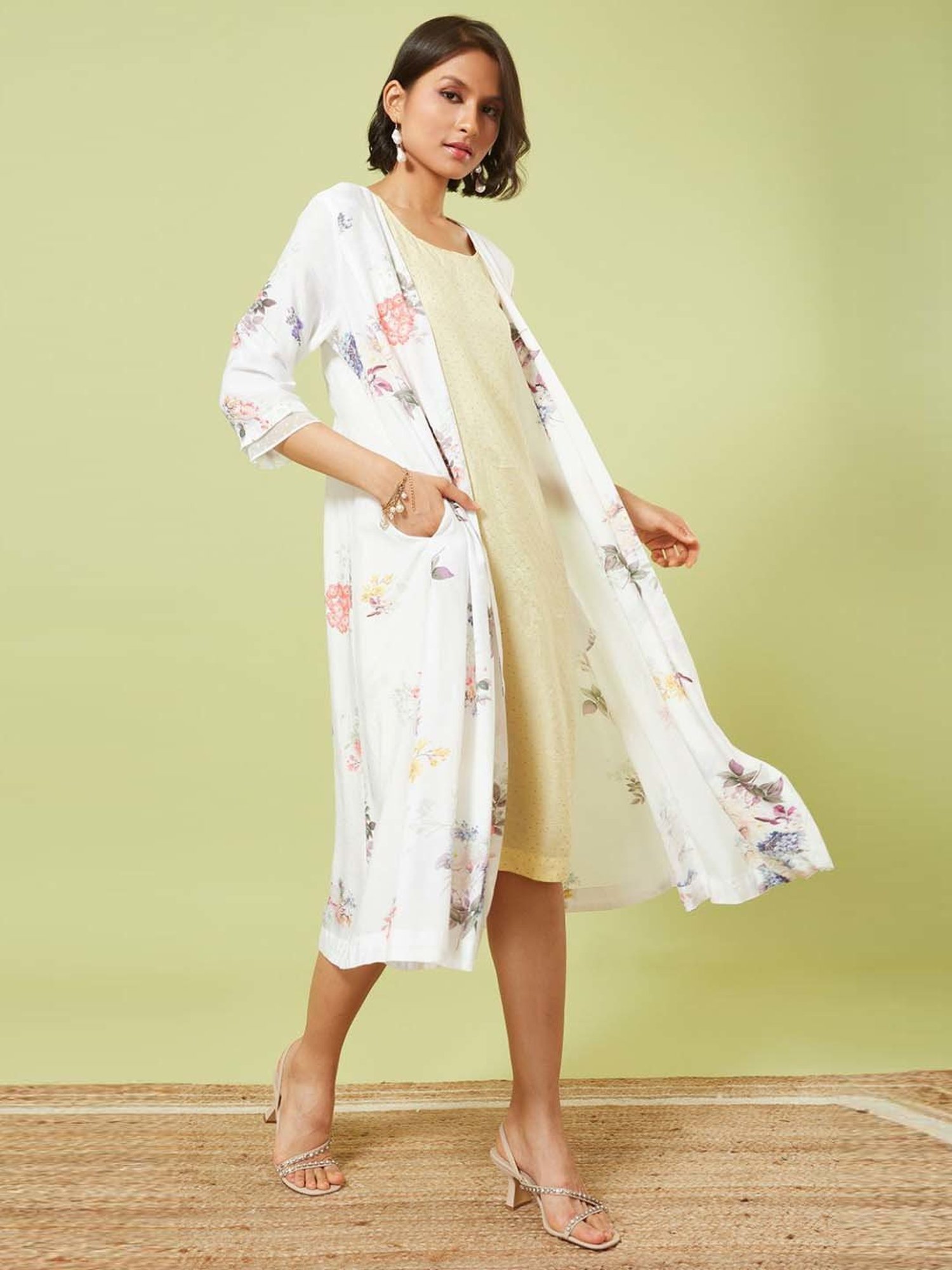 Marigold Lane White Floral Print Shrug