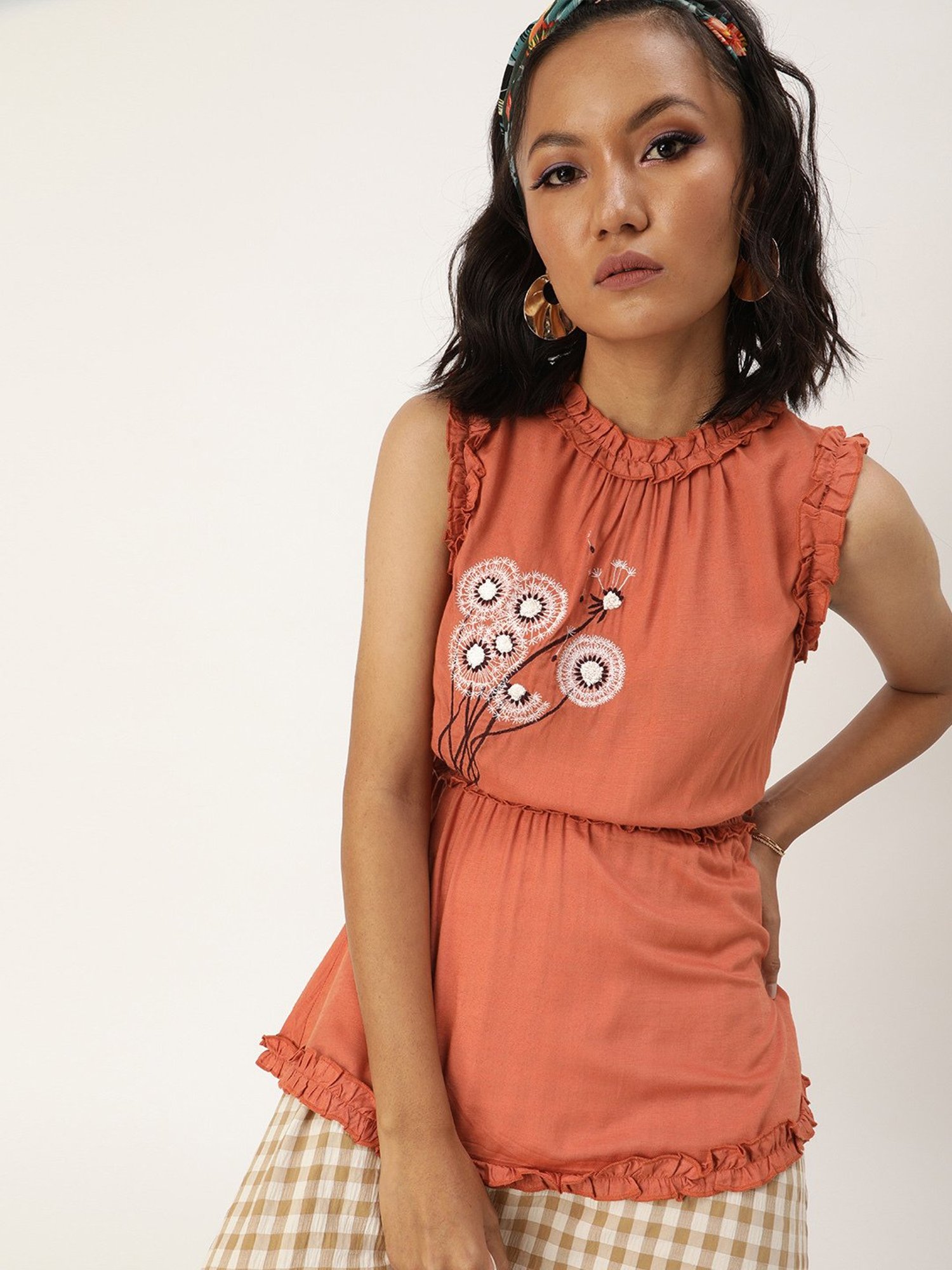 QUIERO Rust Embroidered Top