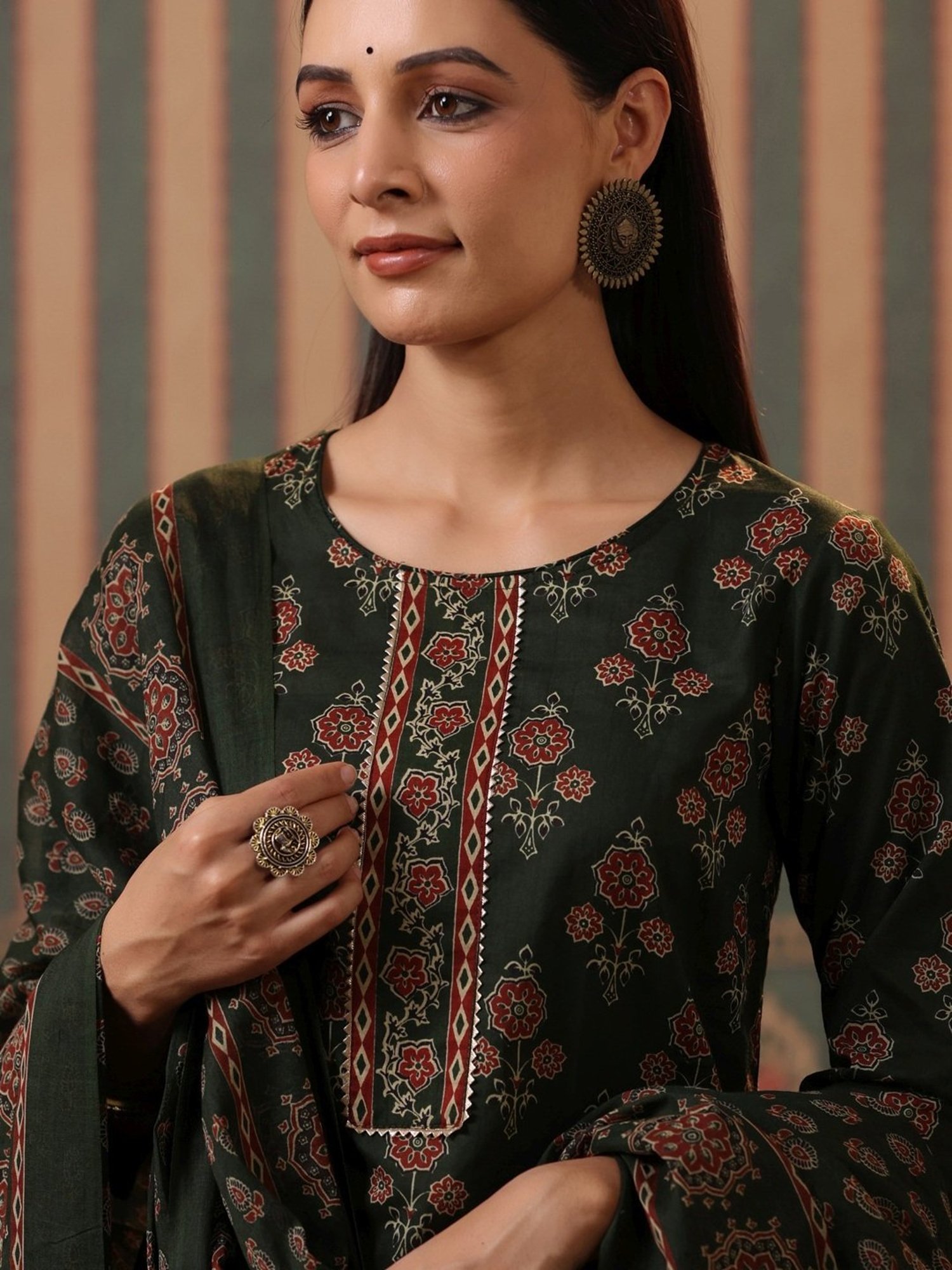 Rain and Rainbow Green Cotton Printed Kurta Pant Set With Dupatta