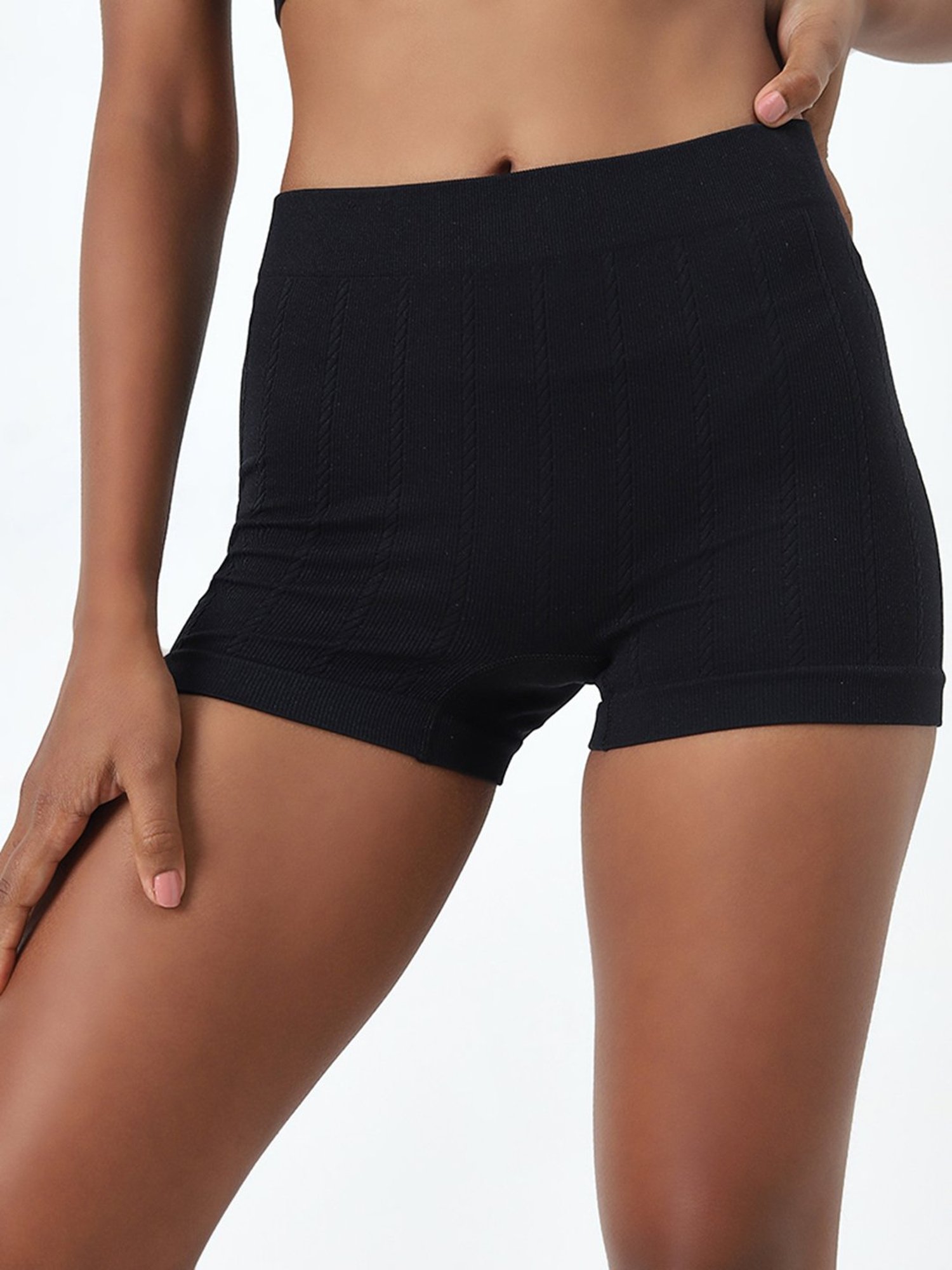 Superstar by Westside Black Ribbed Textured Seam-Free Boy Shorts Brief