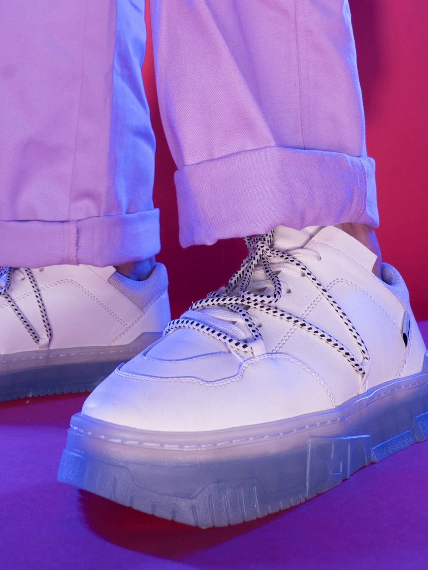 7-10 Men's White Elevate Street Sneakers