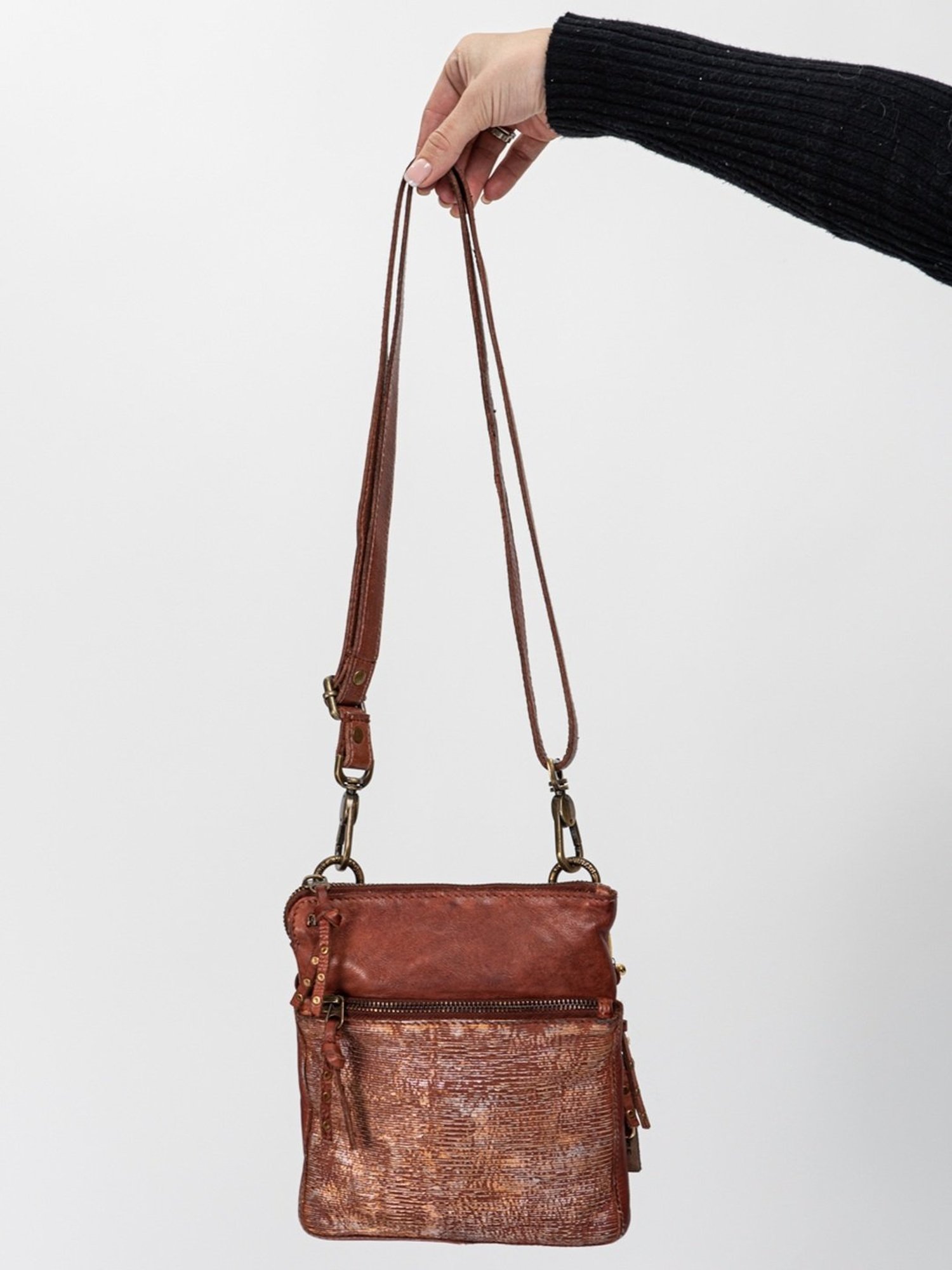 Art N Vintage Simona Cognac Leather Textured Small Sling Handbag