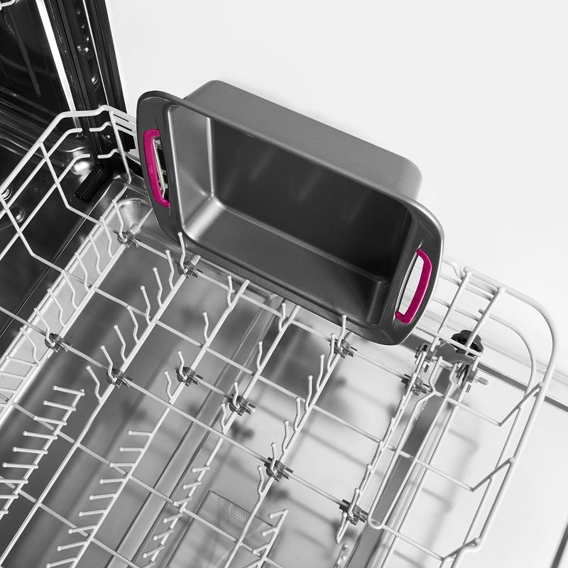 Trudeau 9" Square Cake Pan