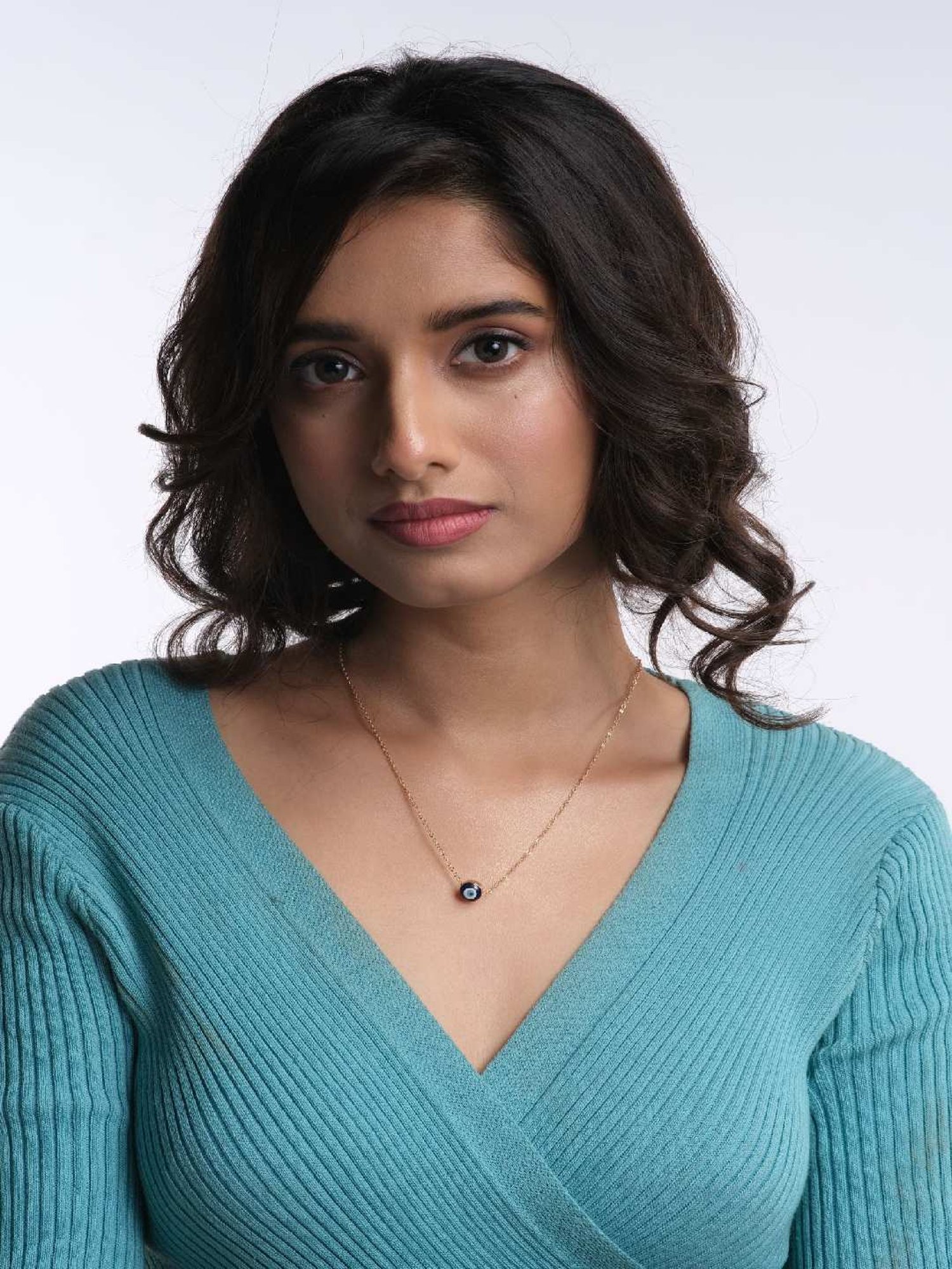 Jewelz Trendsetting Gold Color Western Evil Eye Pendant With Chain for Women