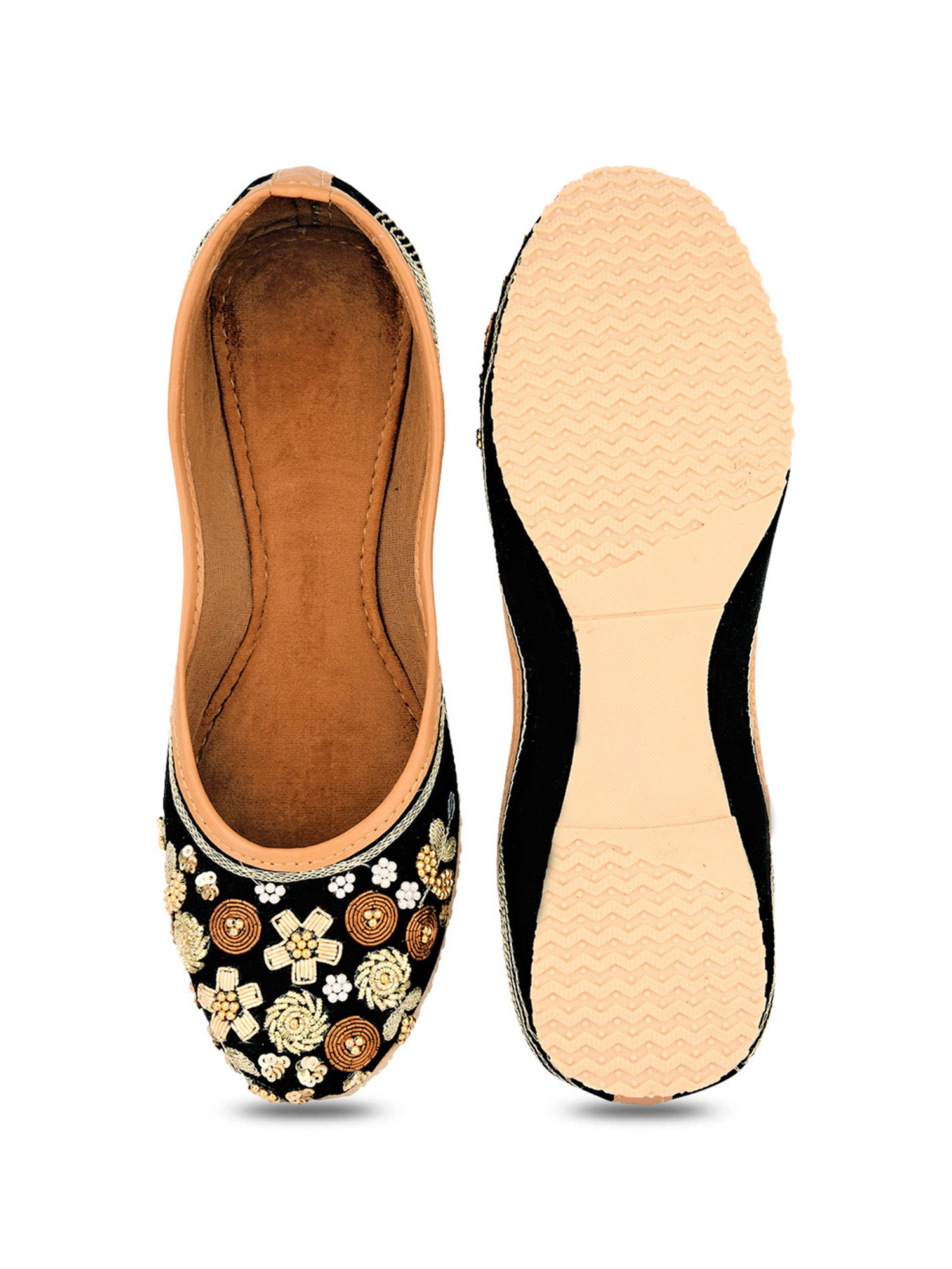 Desi Colour Women's Black Ethnic Juttis