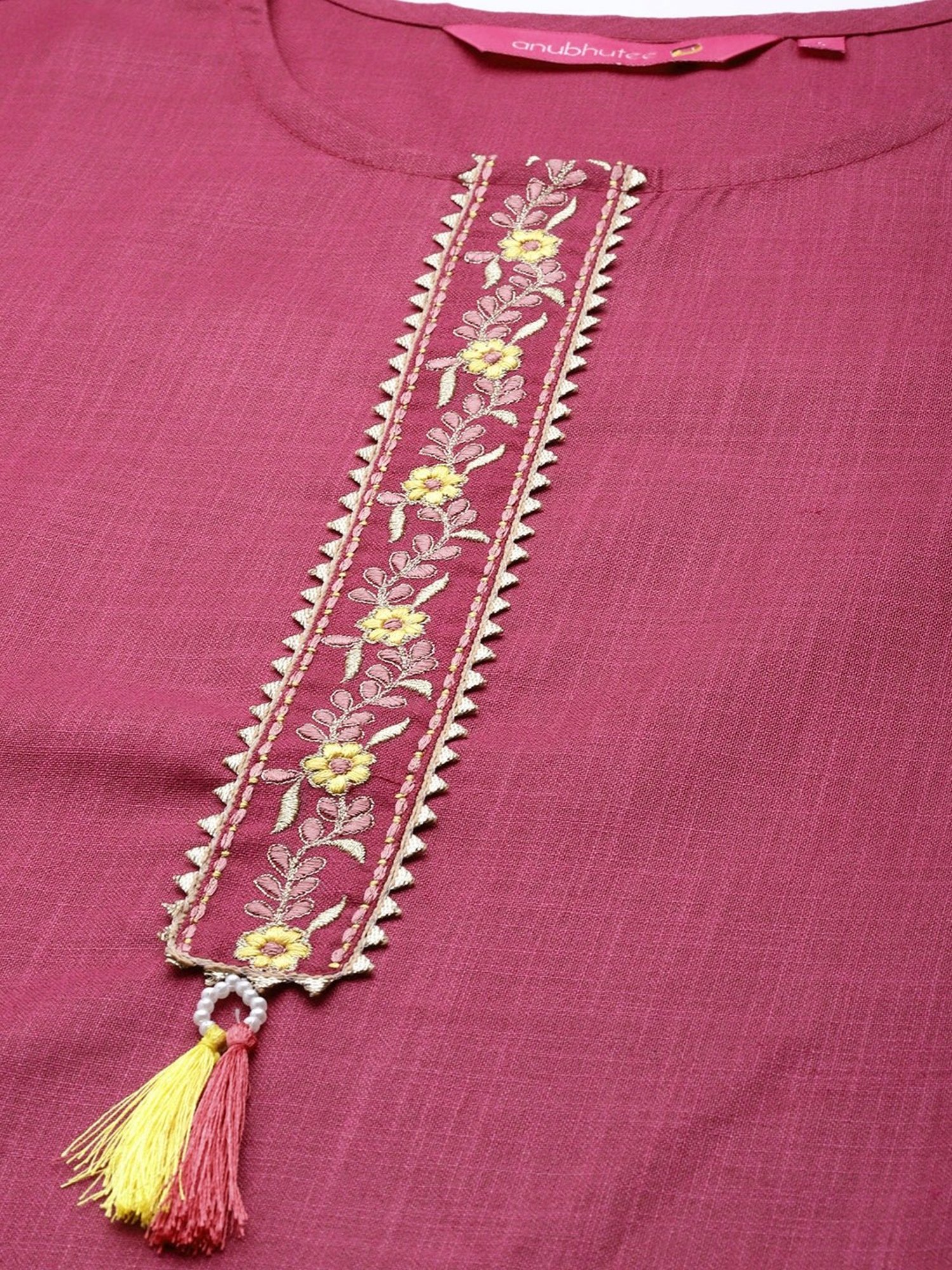 Anubhutee Purple Embroidered Kurta Pant Set