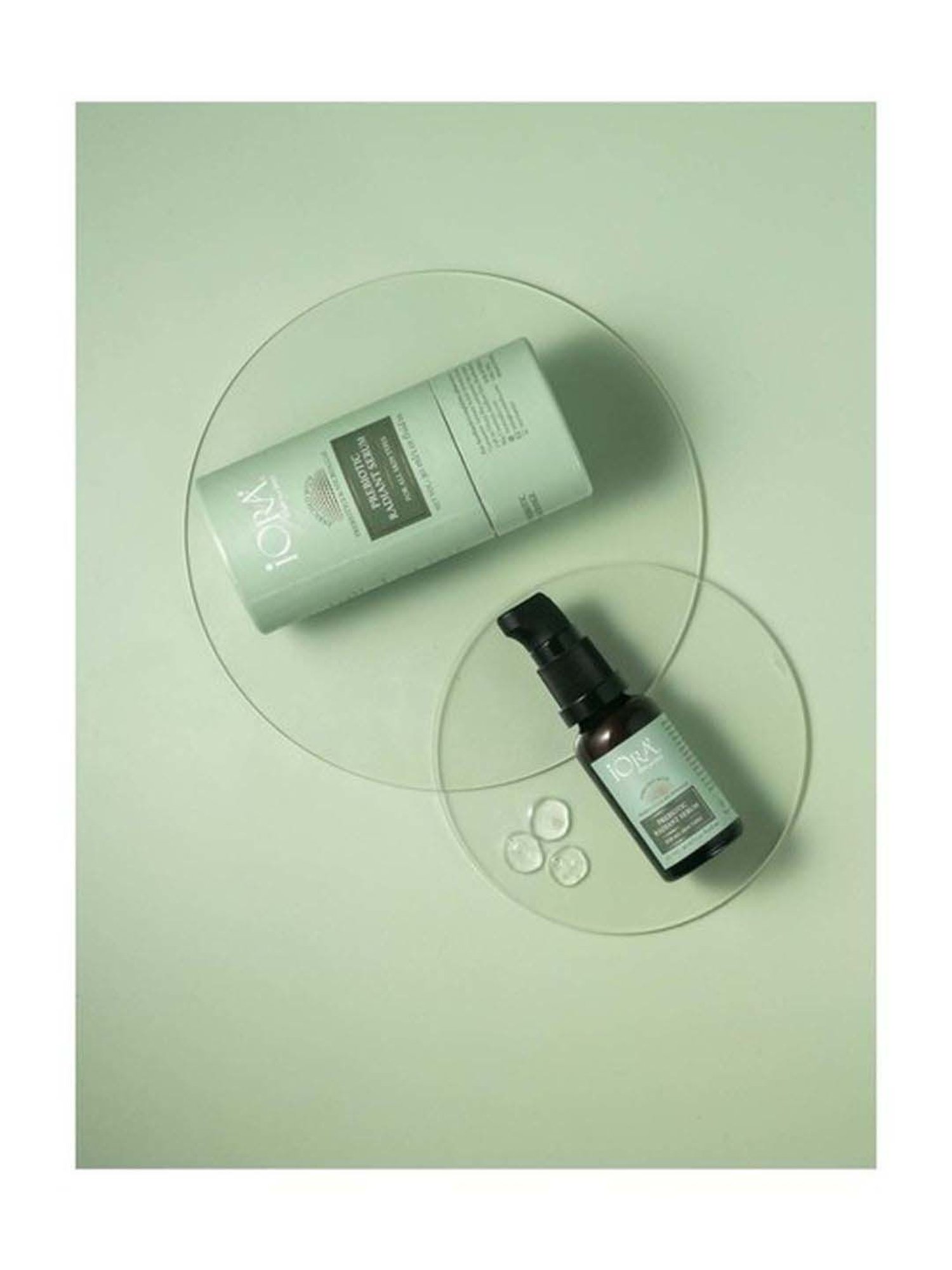 iORA's Prebiotic Glow Serum enriched with Vitamin C - 30 ml