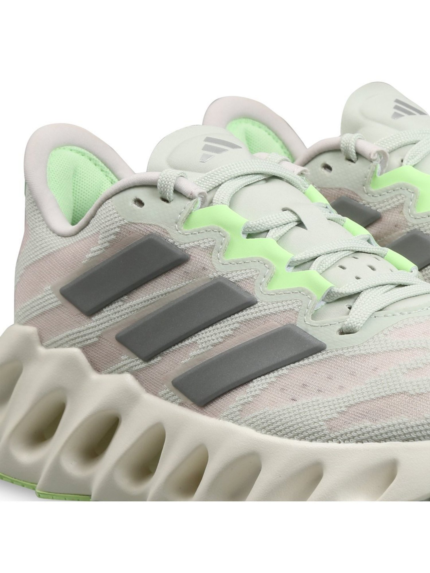 Adidas Women's SWITCH FWD Linen Green Running Shoes