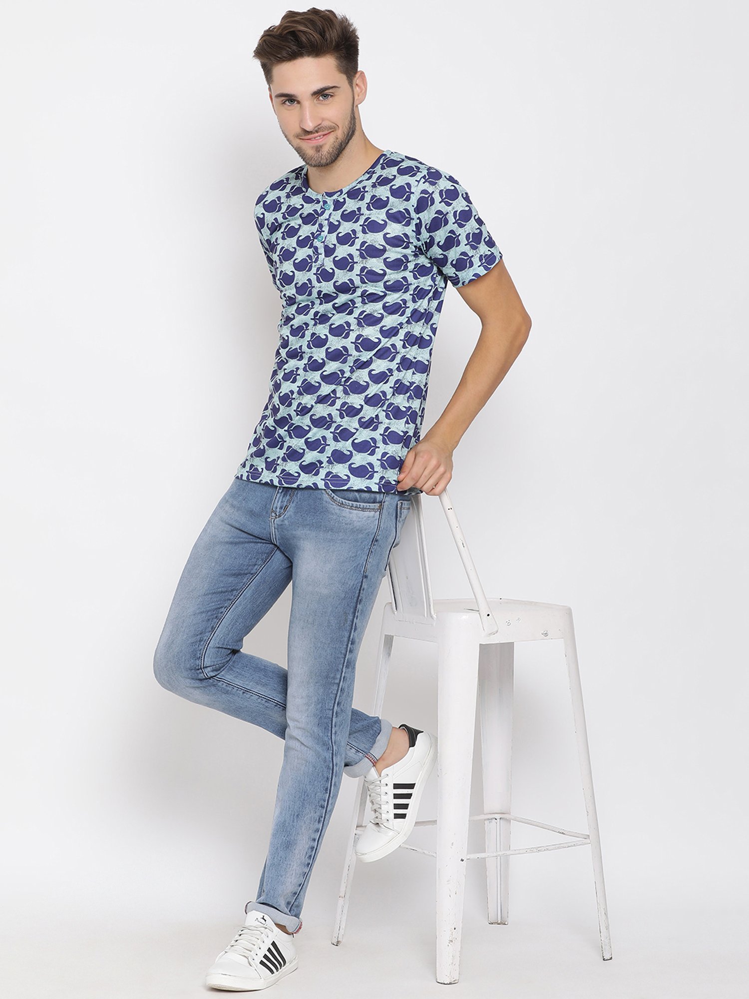 Hangup Plus Blue Regular Fit Printed Henley T-Shirt
