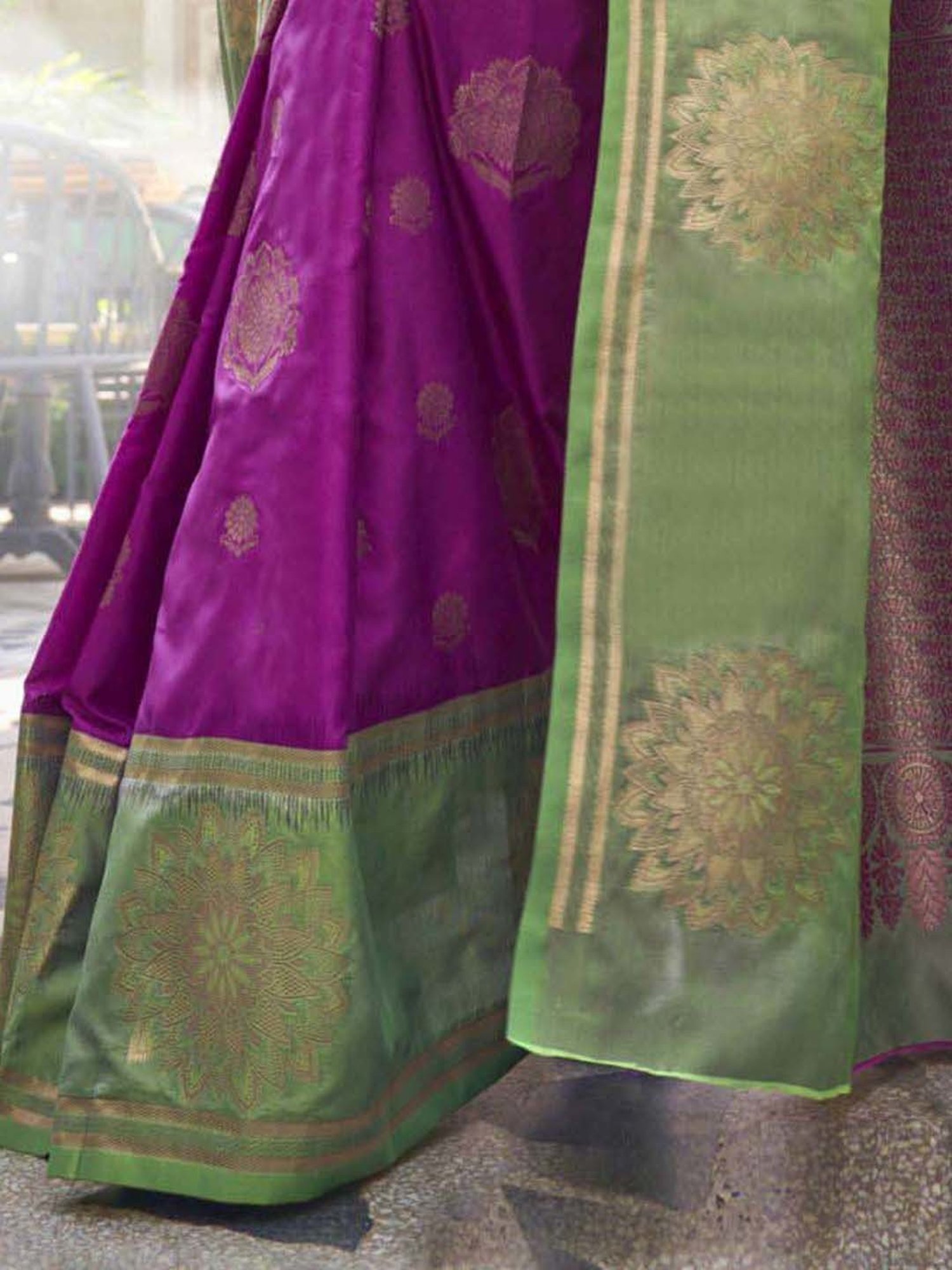 Elora Purple Silk Woven Saree With Unstitched Blouse