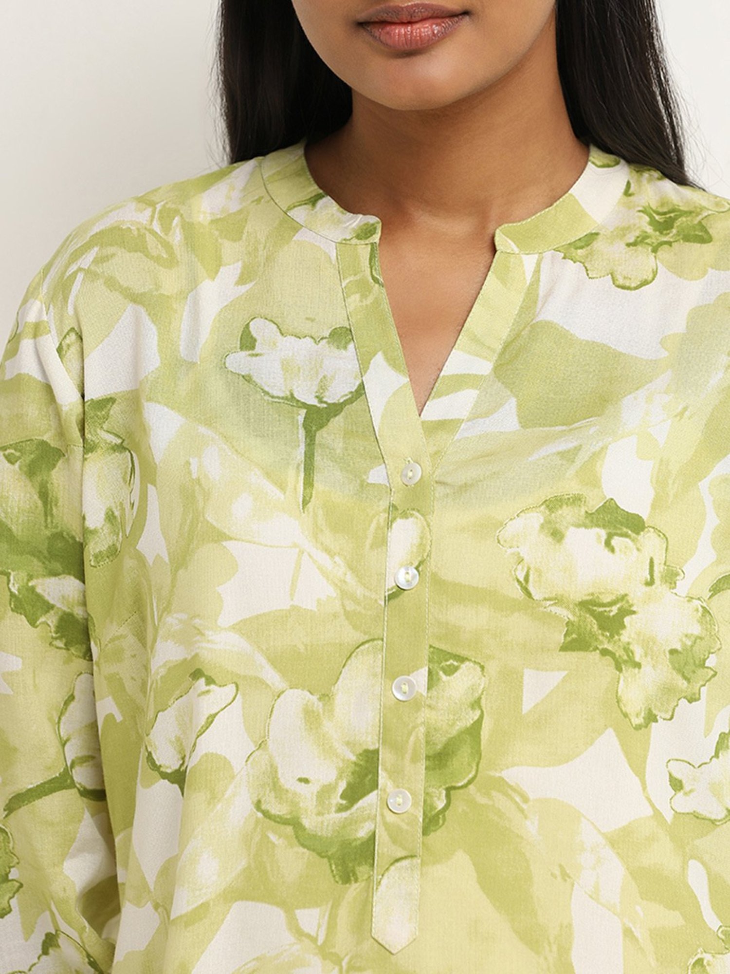 Utsa by Westside Lime Foliage Printed Straight Kurti