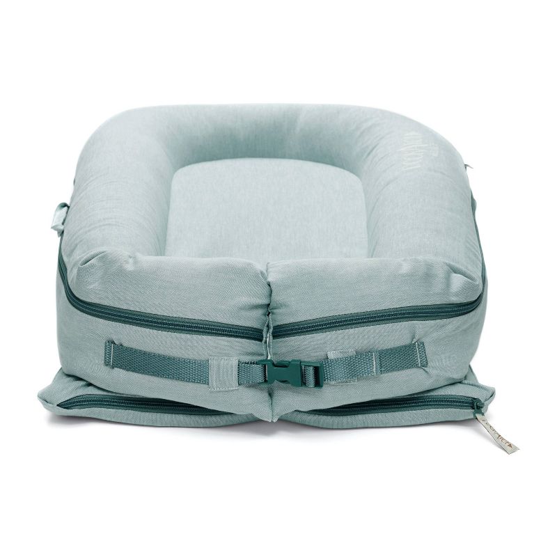 Simmons Kids' Silent Auto Gliding Elite Bassinet - Odyssey