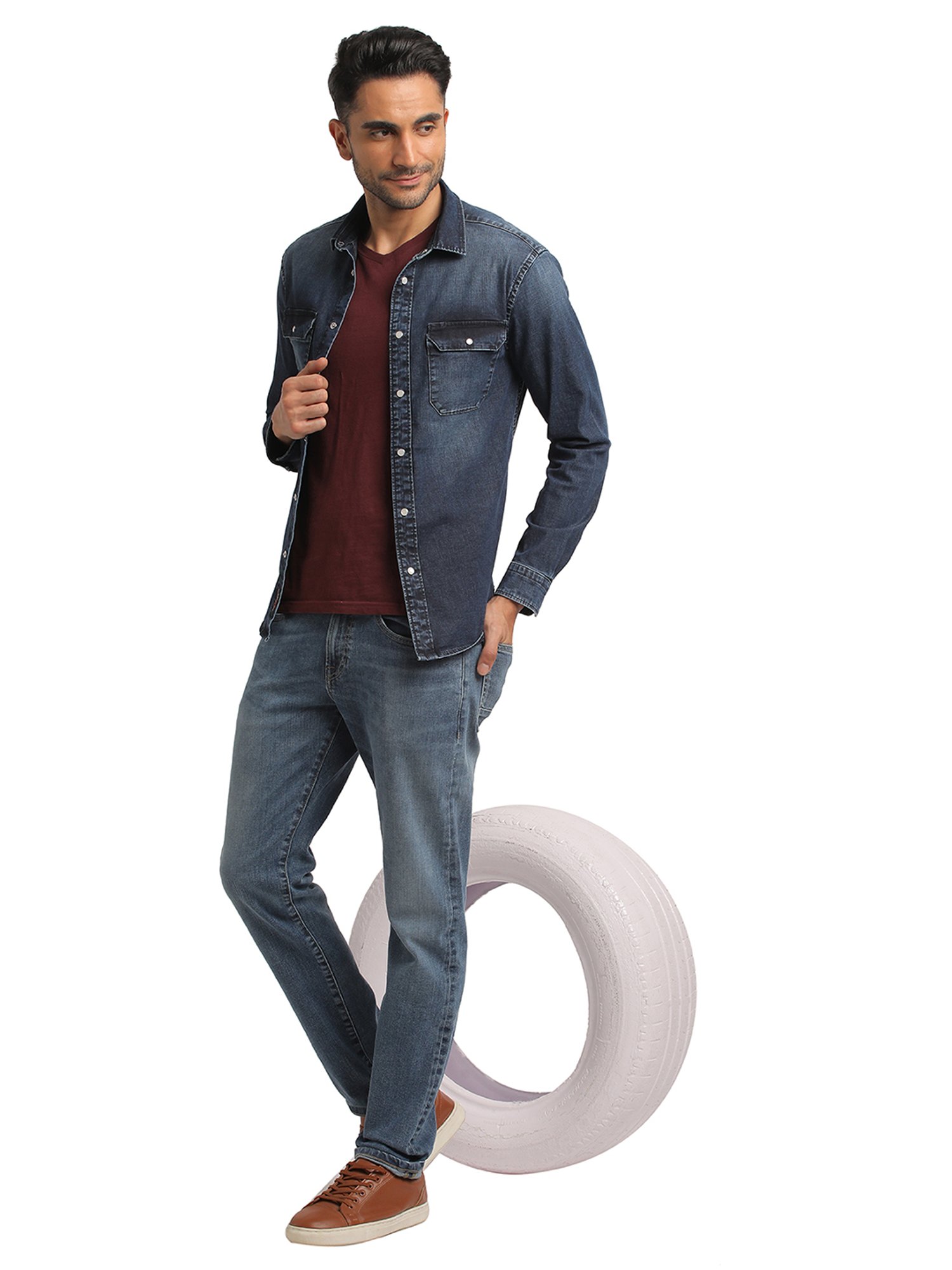 EVERBLUE Medium Blue Regular Fit Shirt