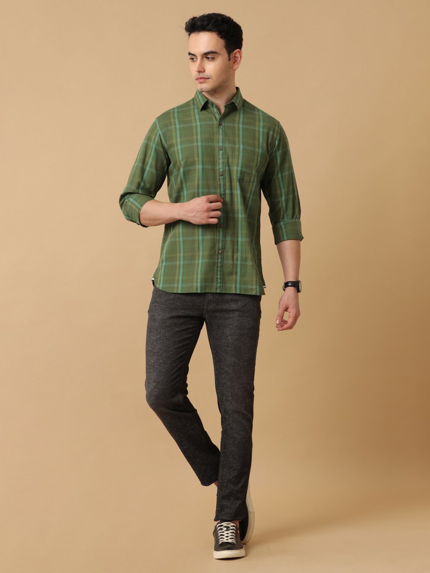 CAVALLO by Linen Club Green Contemporary Fit Check Shirt