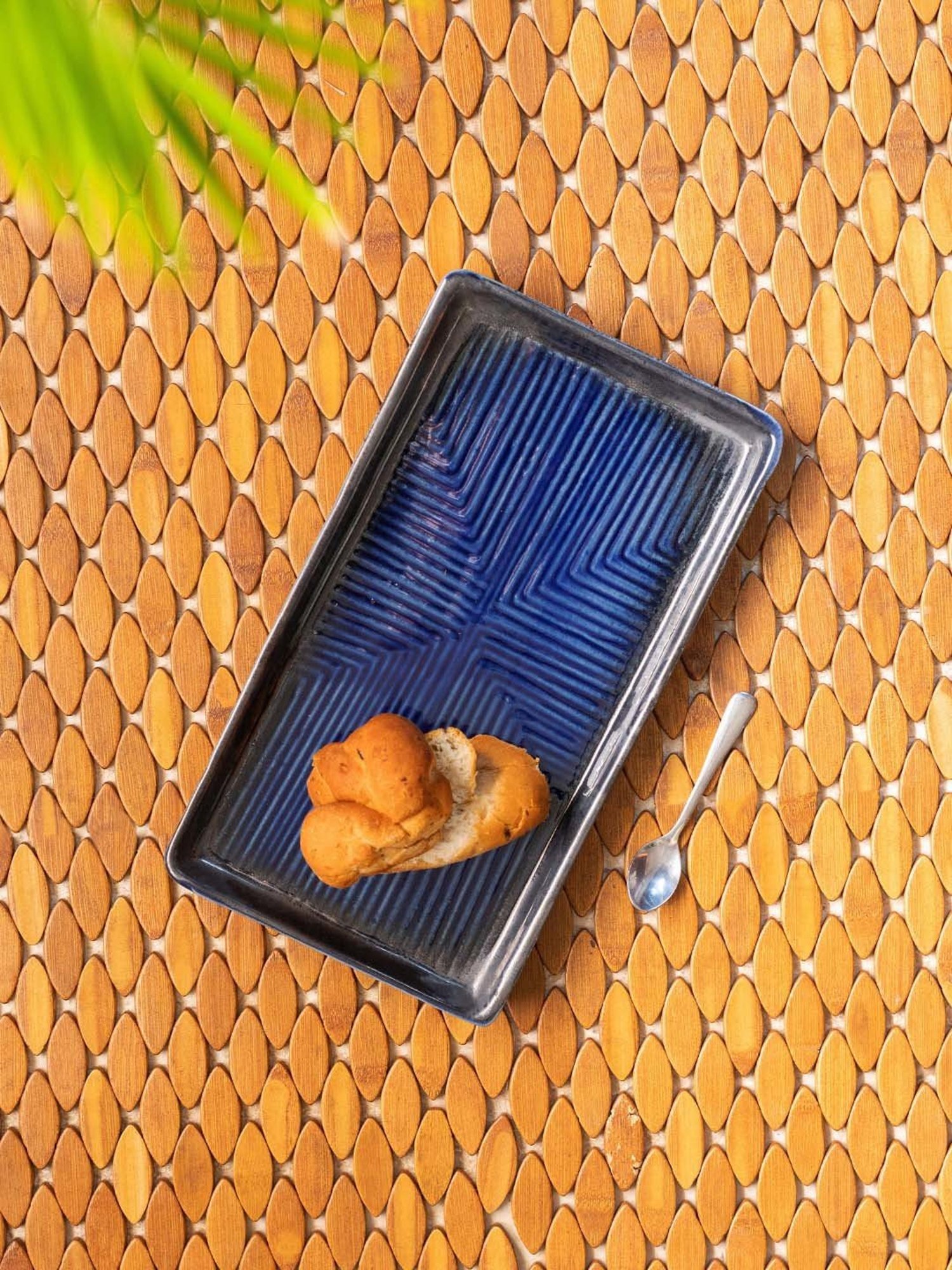 Mikasa Serenity Black Ceramic 20 cm Side Plate