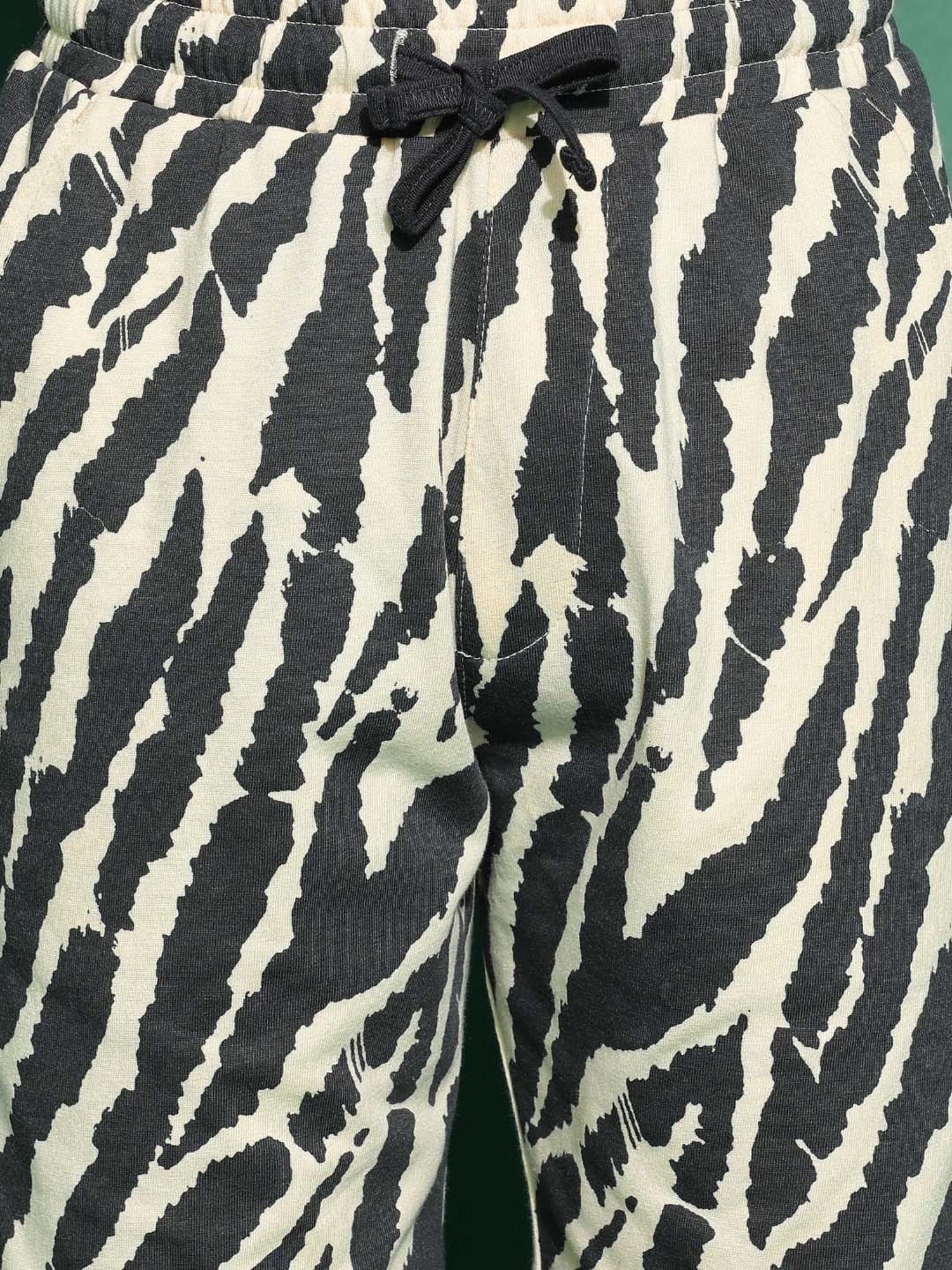 Lil Tomatoes Boys Charcoal Grey & Cream Printed T-Shirt Set