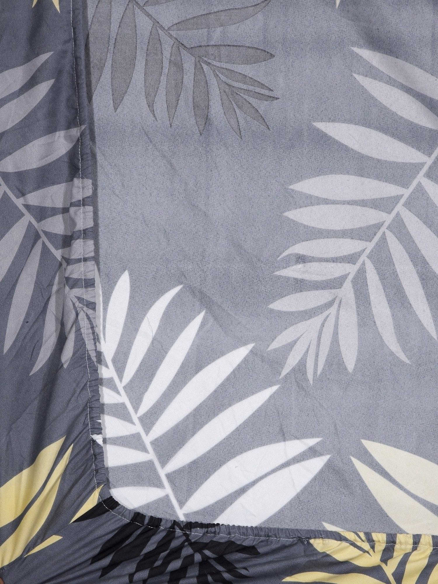 Klotthe Floral Grey 210 TC Cotton King Bedsheet with 2 Pillow Covers