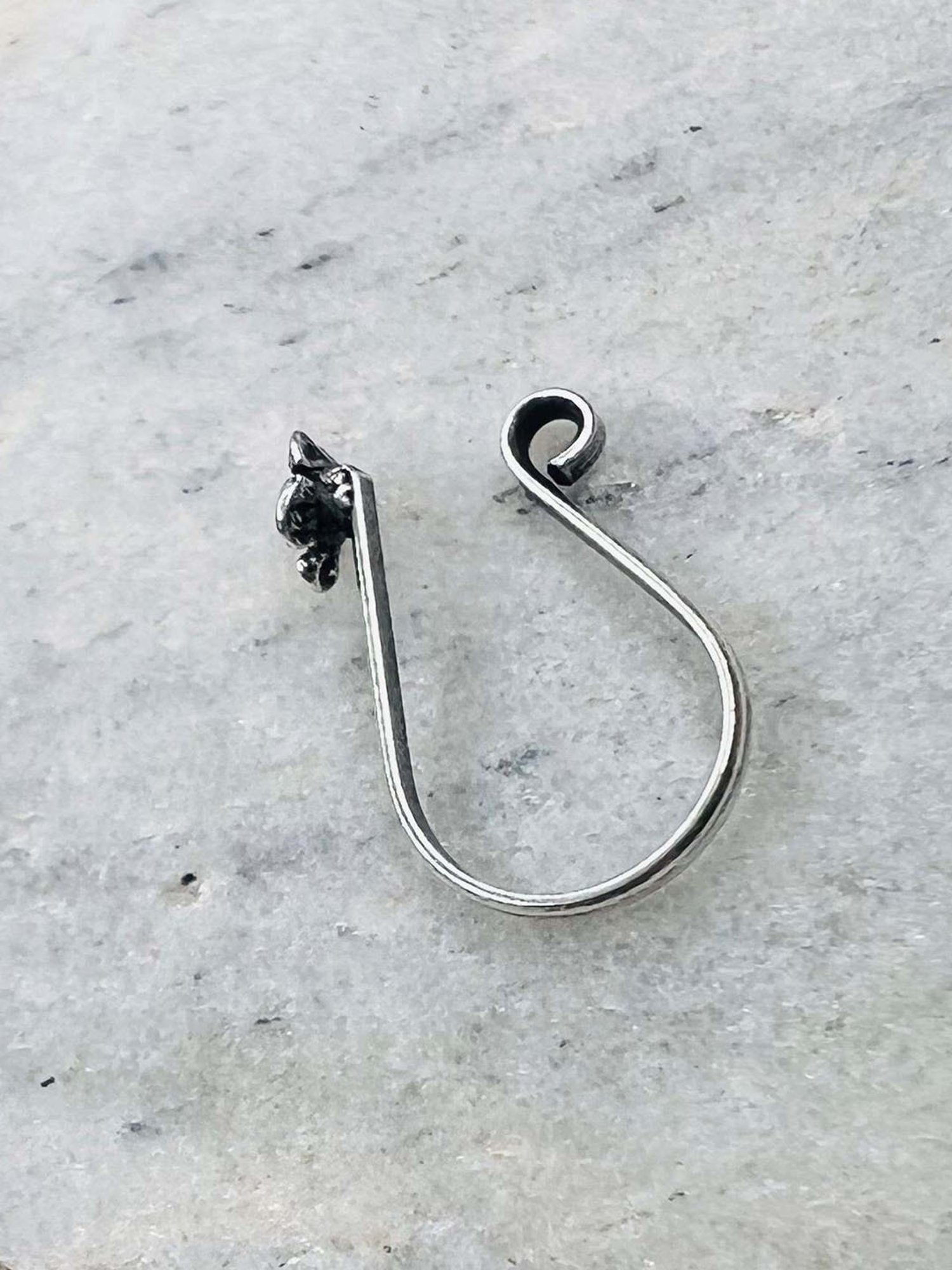 Zavya 92.5 Sterling Silver Floral Nosepin for Women