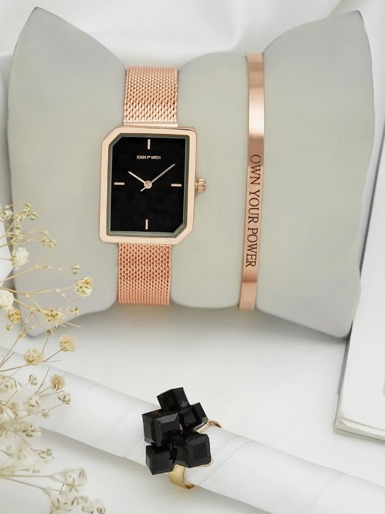 Joker & WItch JWLT670 Analog Watch for Women With Ring, Bracelet