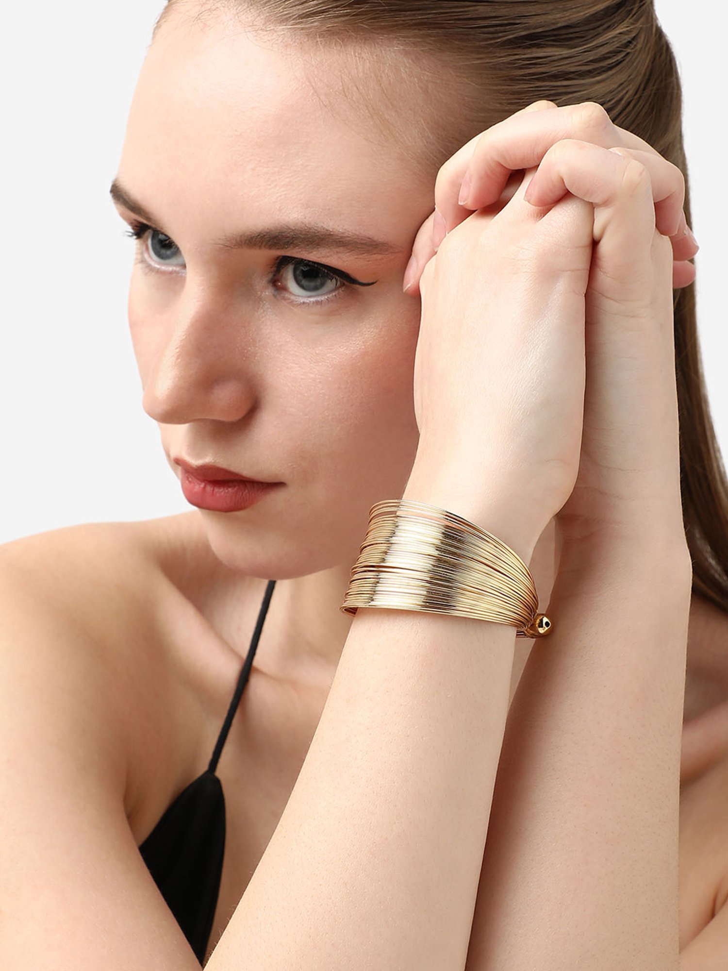 SOHI Gold Plated Party Designer Bracelet For Women