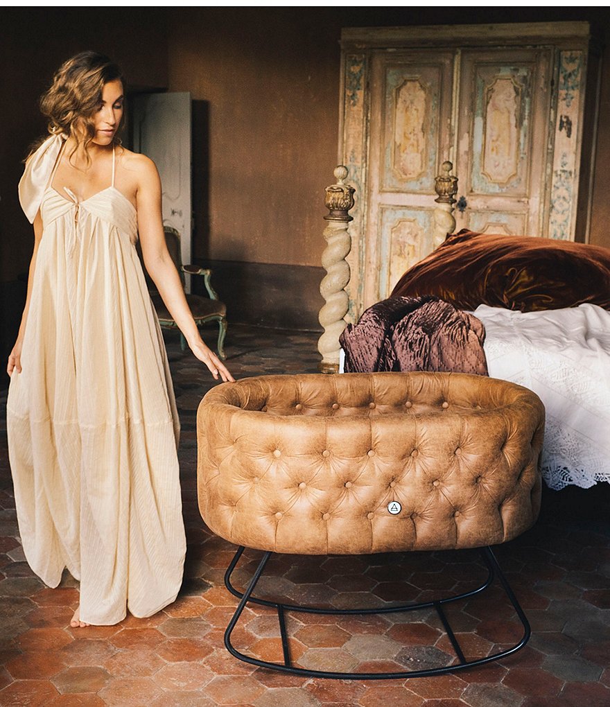Aristot Cognac Bassinet + Dondolo Rocking Base