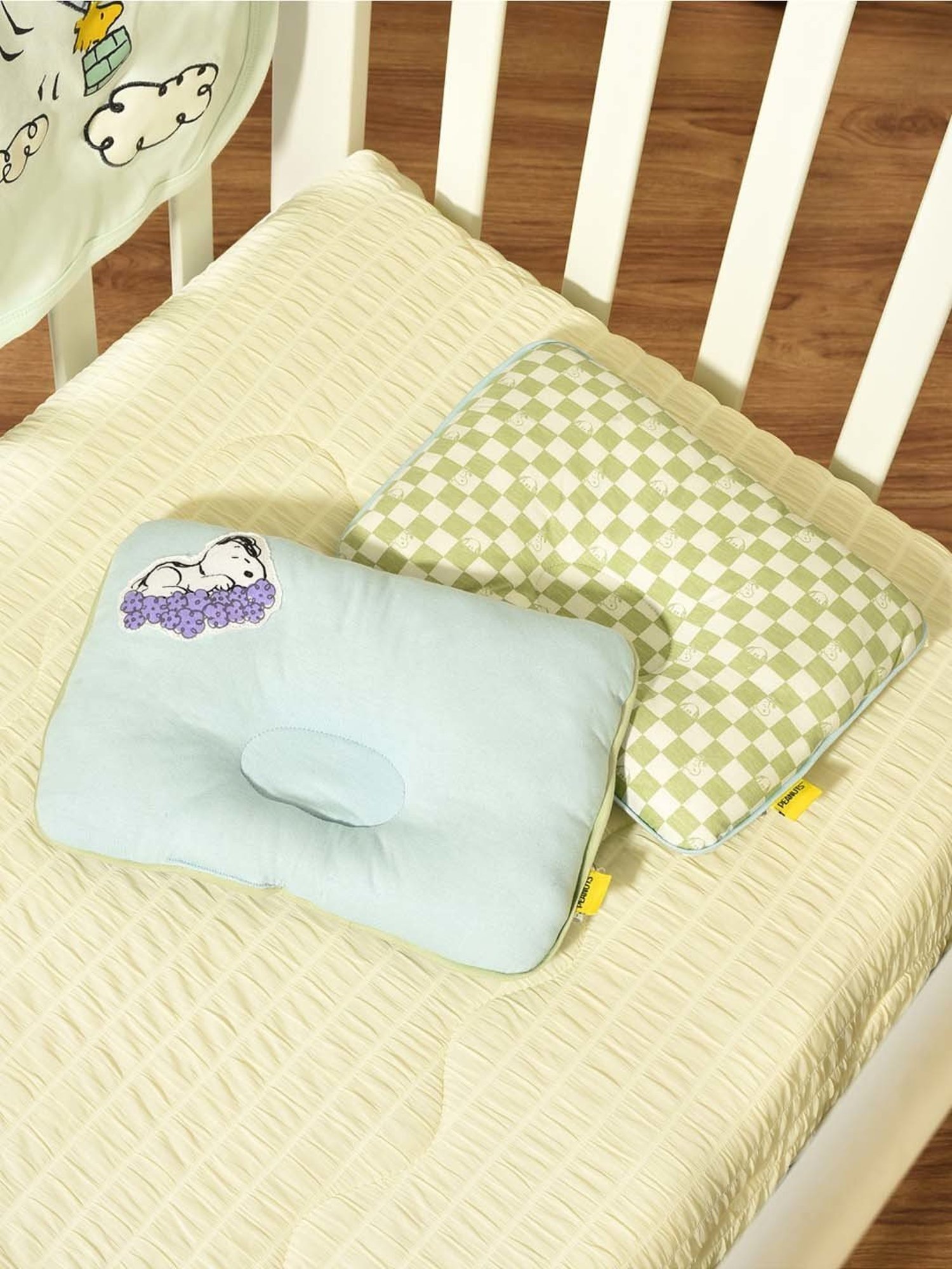 The White Willow White Infant Head Support Pillow - Set of 1