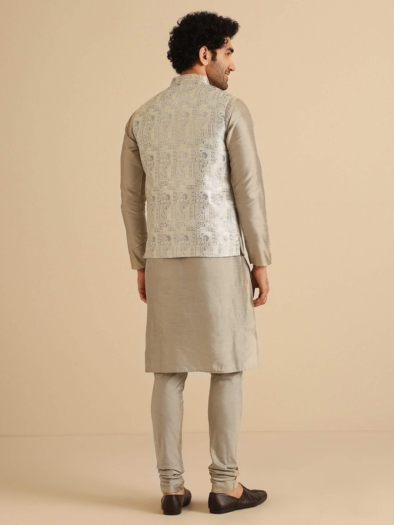 Kisah Grey Regular Fit Printed Nehru Jacket