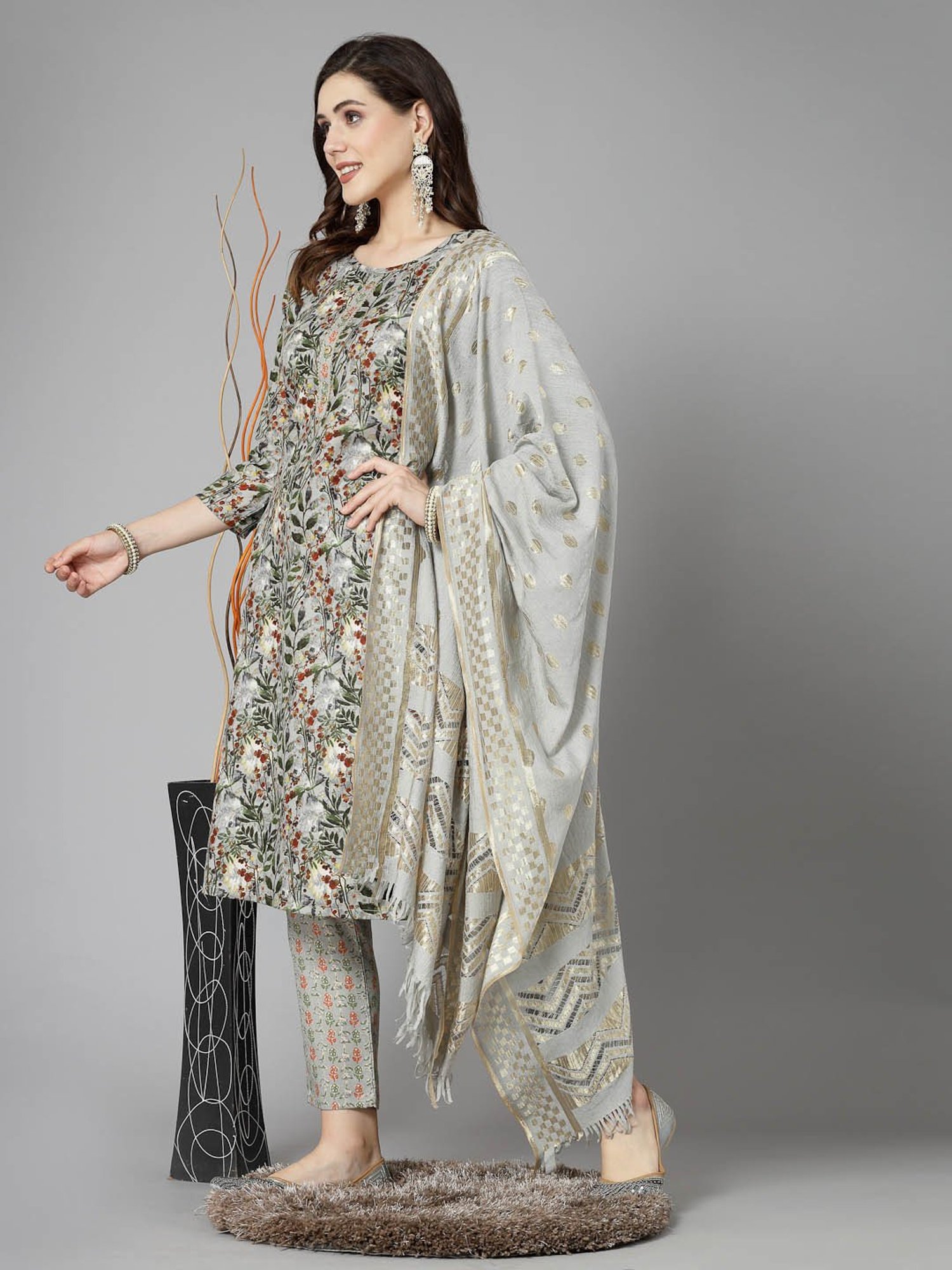 Stylum Green Floral Print Kurta With Pant & Dupatta