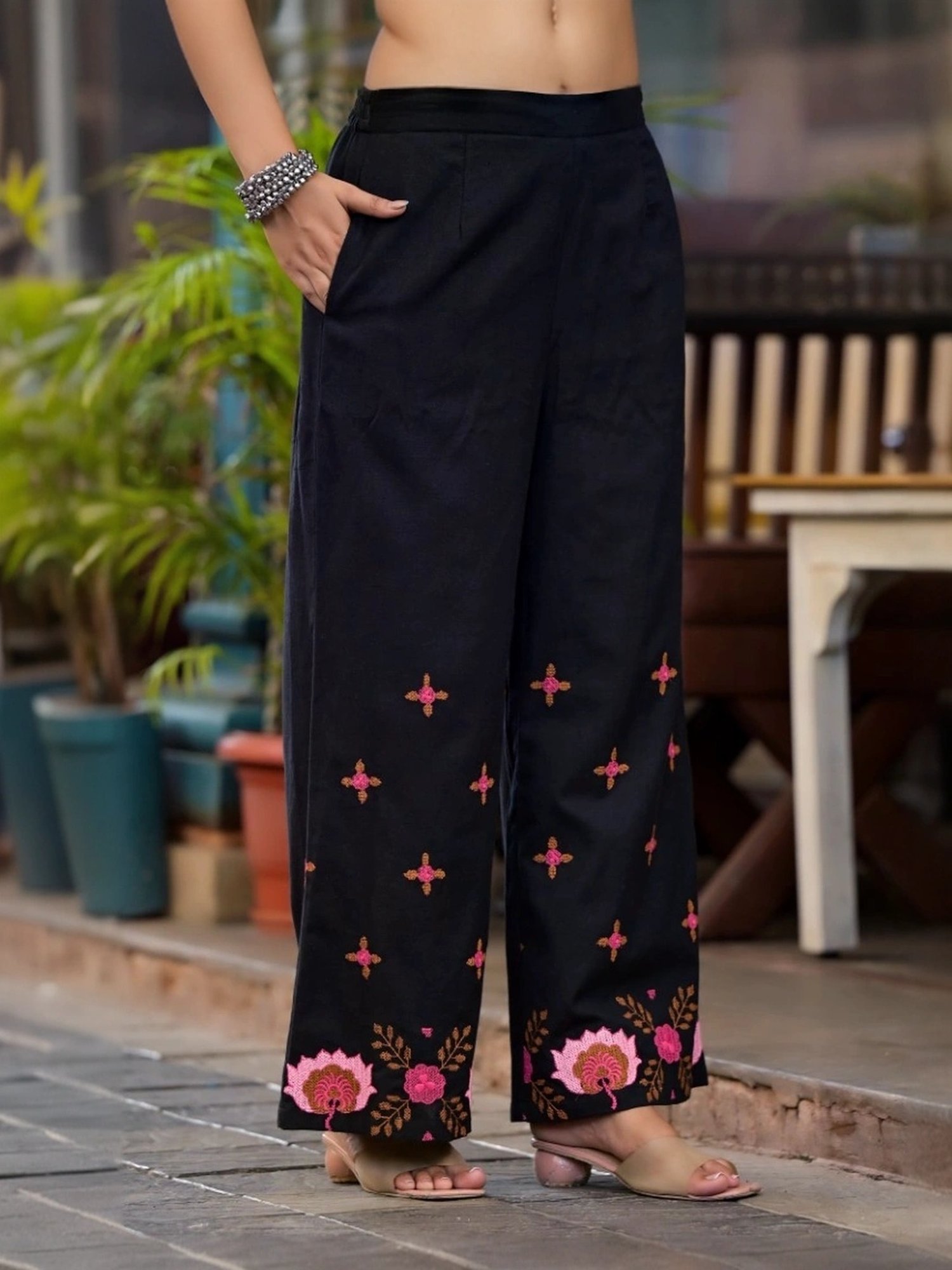 Juniper Black Cotton Embroidered Top Palazzo