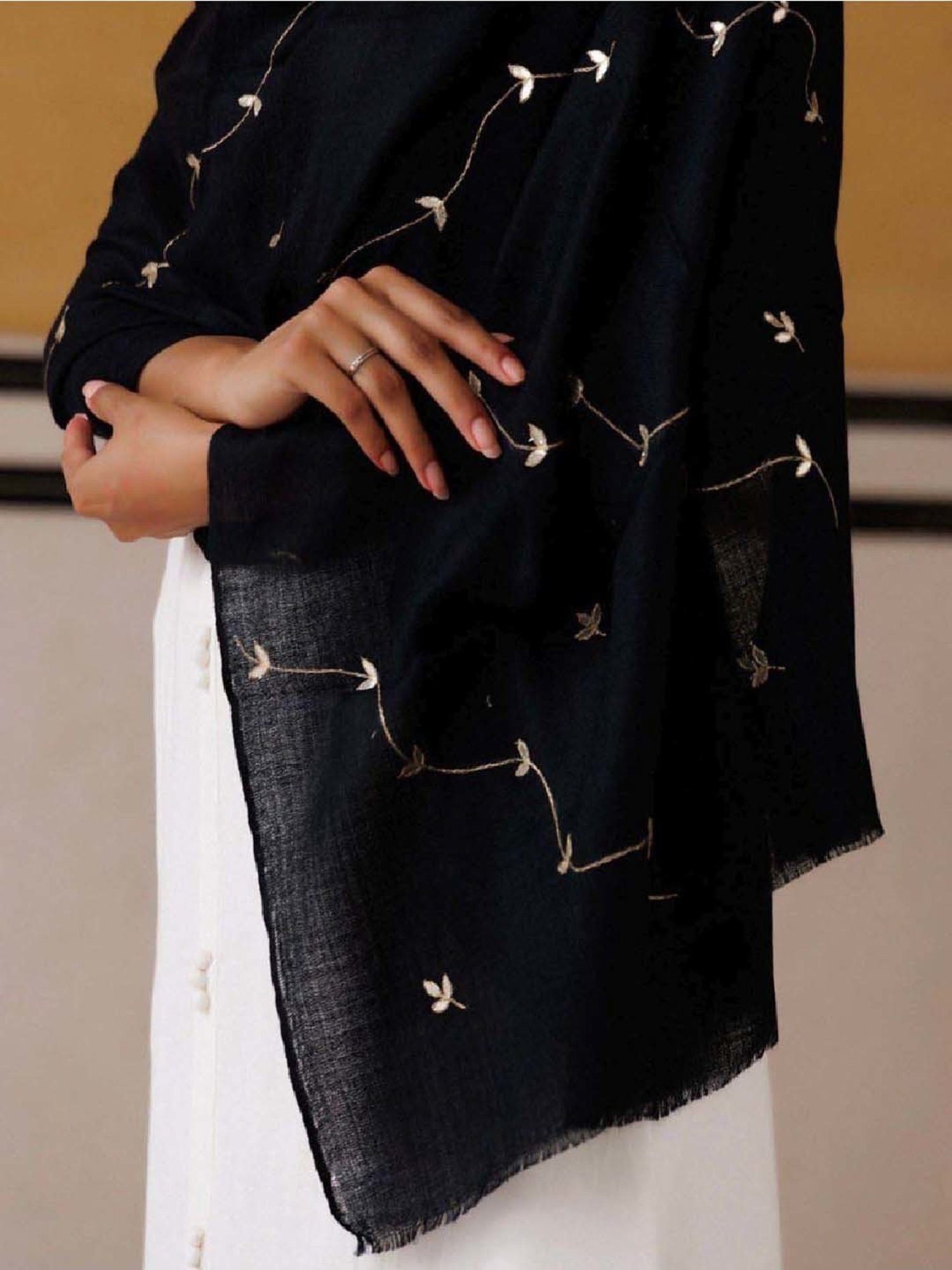 Geroo Jaipur Black Hand Embroidered Gota Patti Woolen Shawl