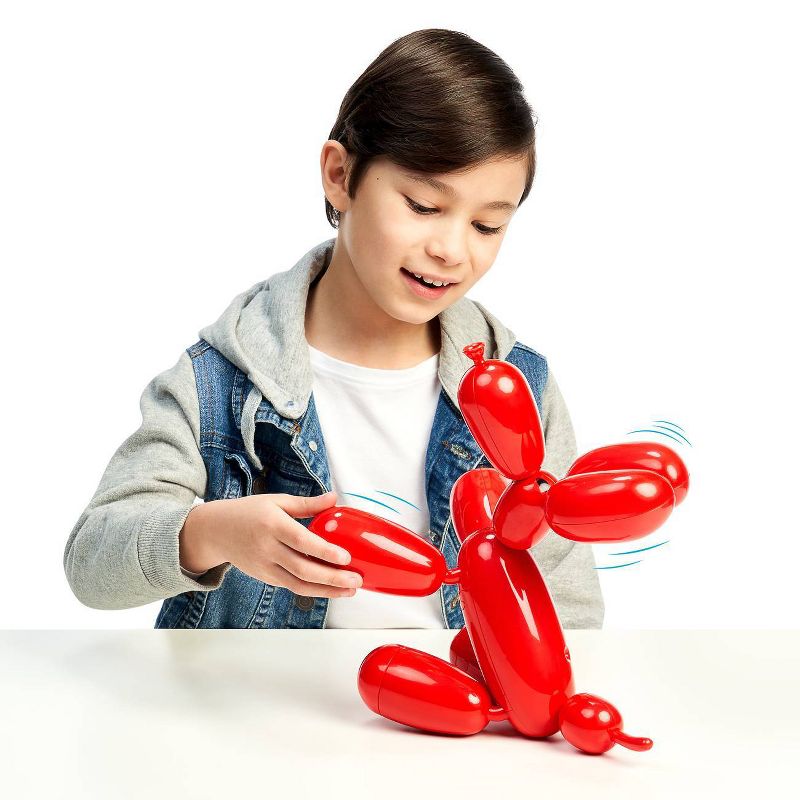Squeakee the Balloon Dog