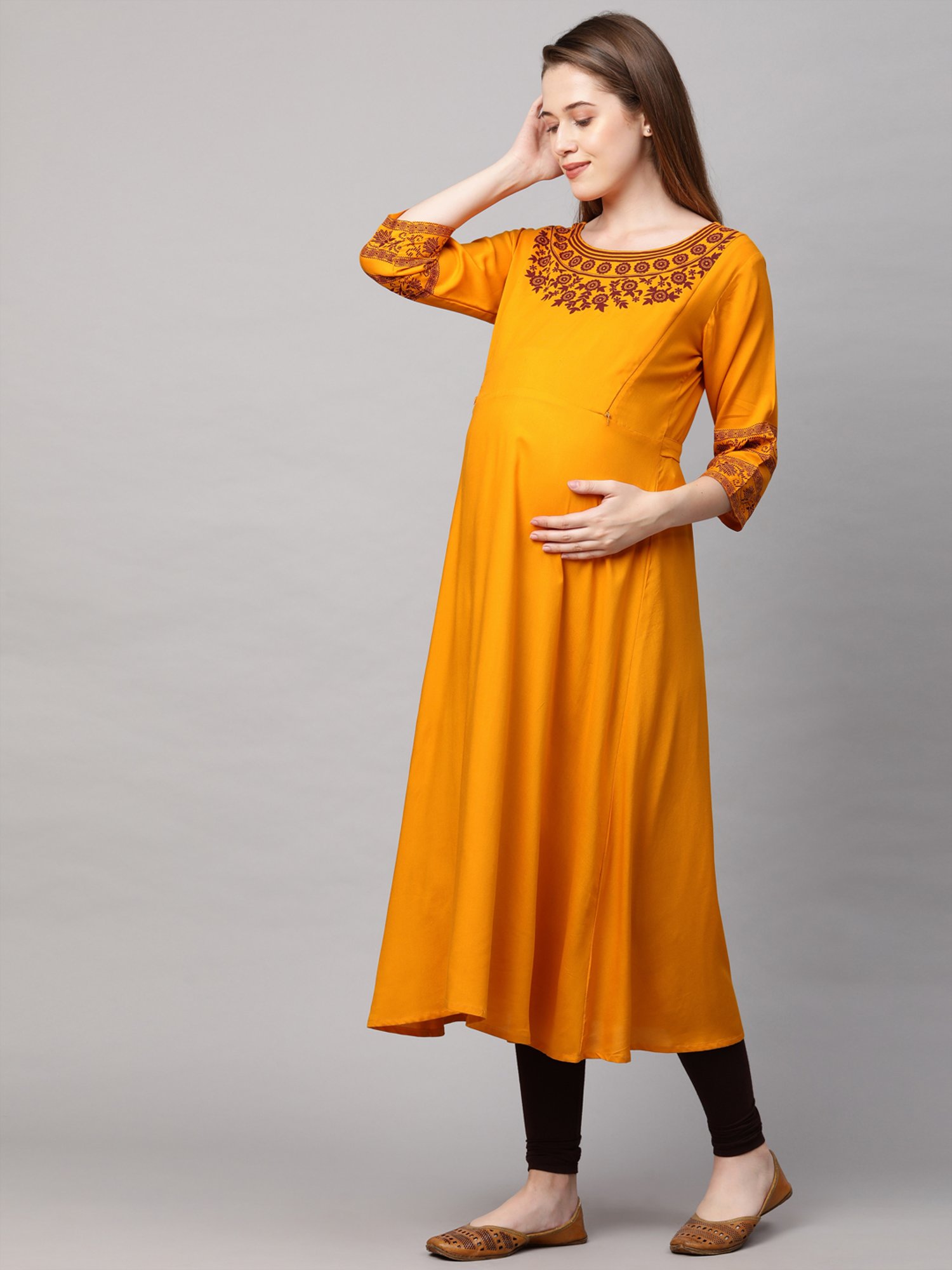 Mine4Nine Multicolor Printed Maternity Kurta