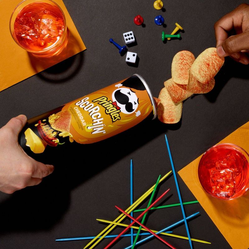Pringles SCORCHIN' Cheddar Potato Crips Chips - 5.57oz