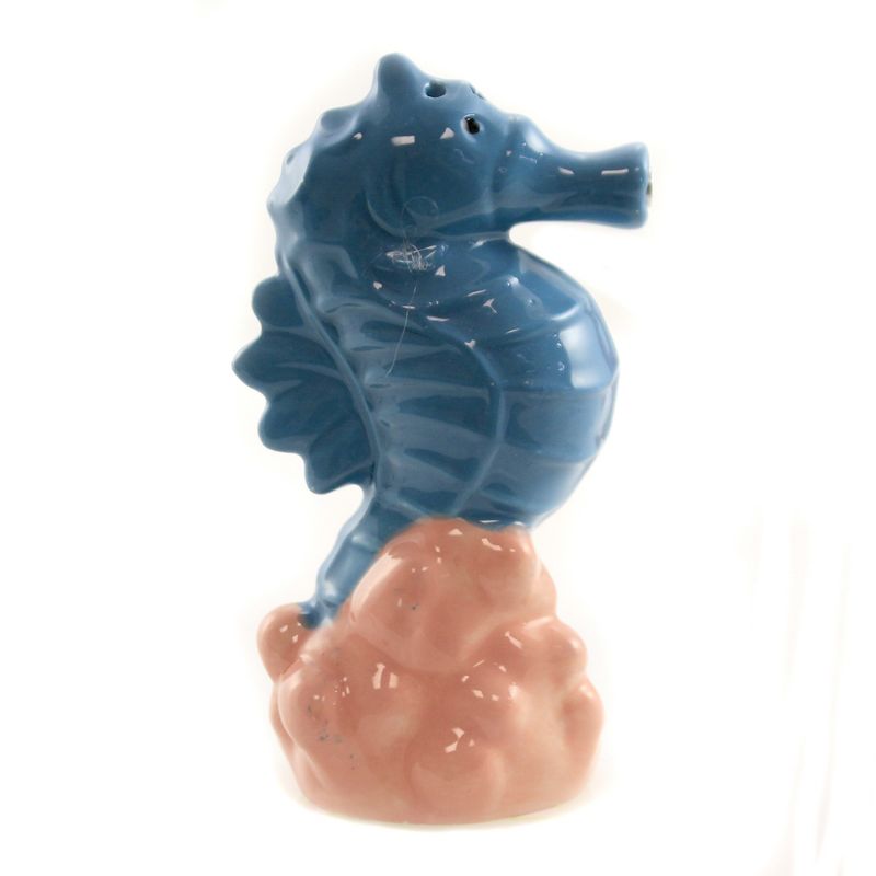 Tabletop 3.75" Kissing Seahorse Salt & Pepper Magnetic Pacific Trading  -  Salt And Pepper Shaker Sets