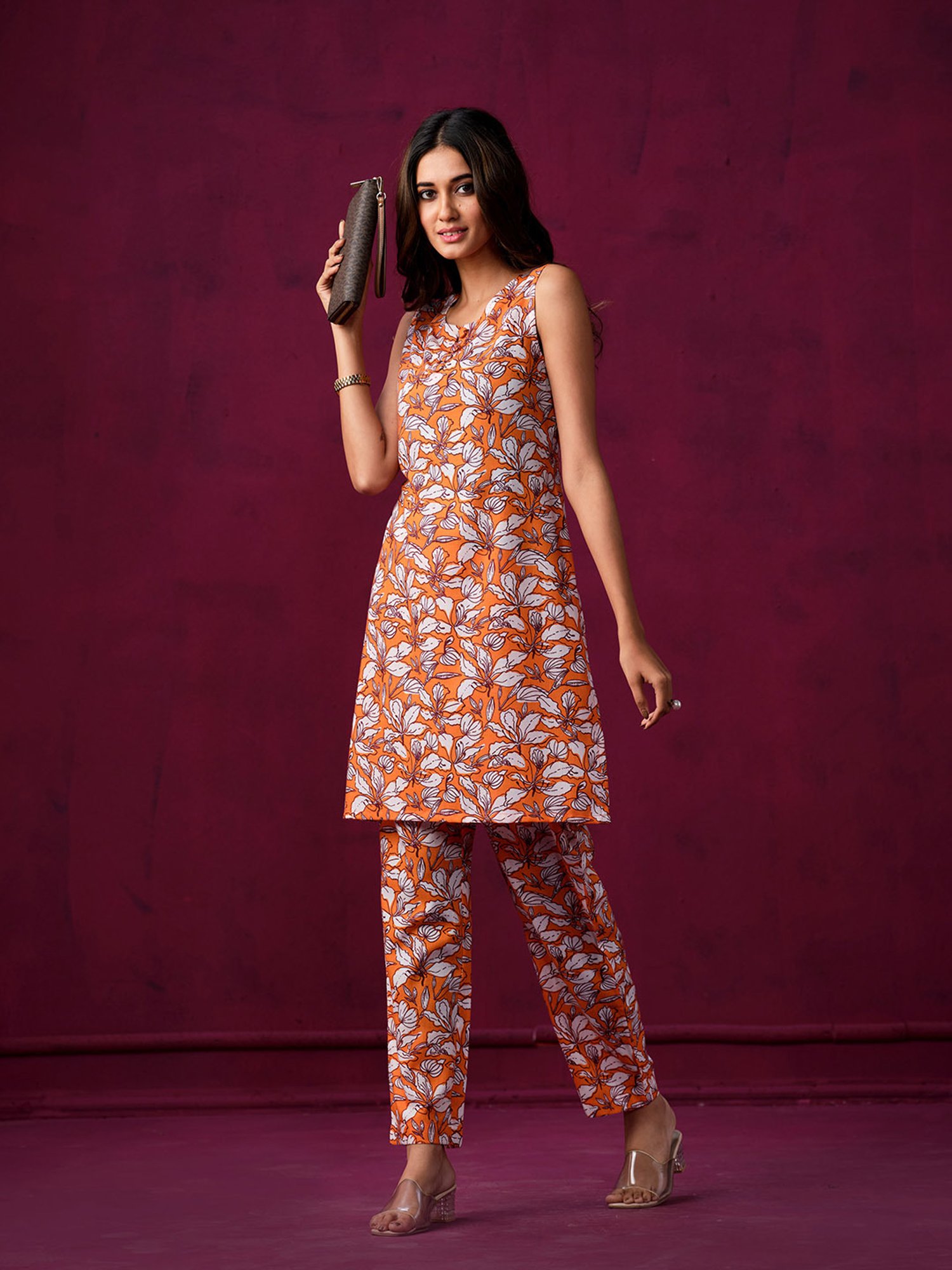 Anubhutee Peach Printed Kurti Pant Set