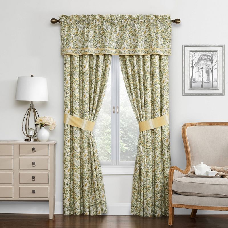 J. Queen New York Decade Gold Window Treatment