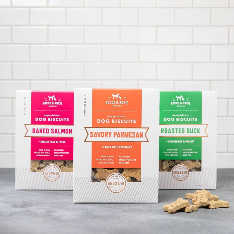 Rocco & Roxie Supply Co. Baked Salmon with English Peas and Thyme Dog Biscuits Dog Treats - 14oz