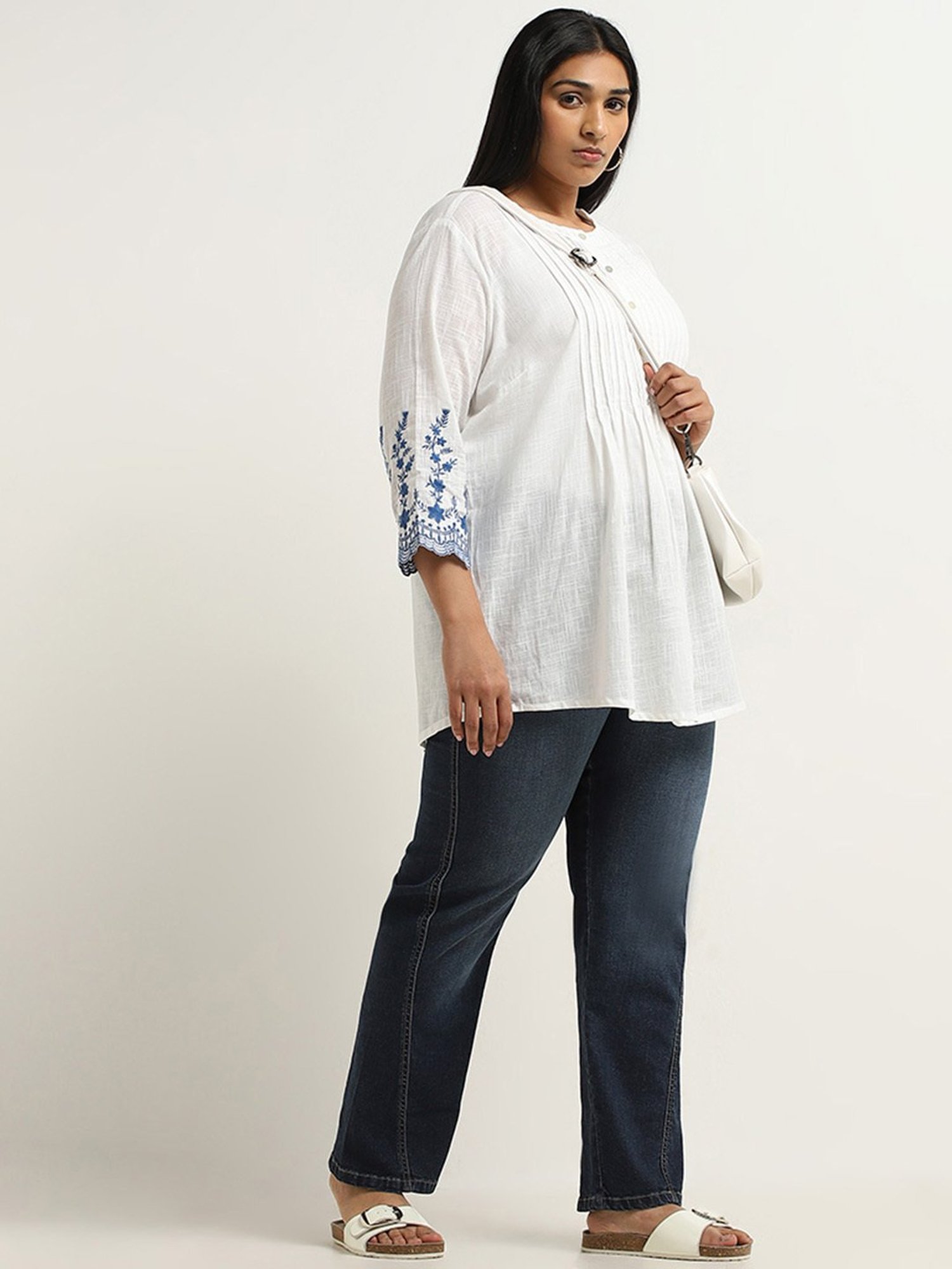 Diza by Westside White Straight Embroidered Kurti