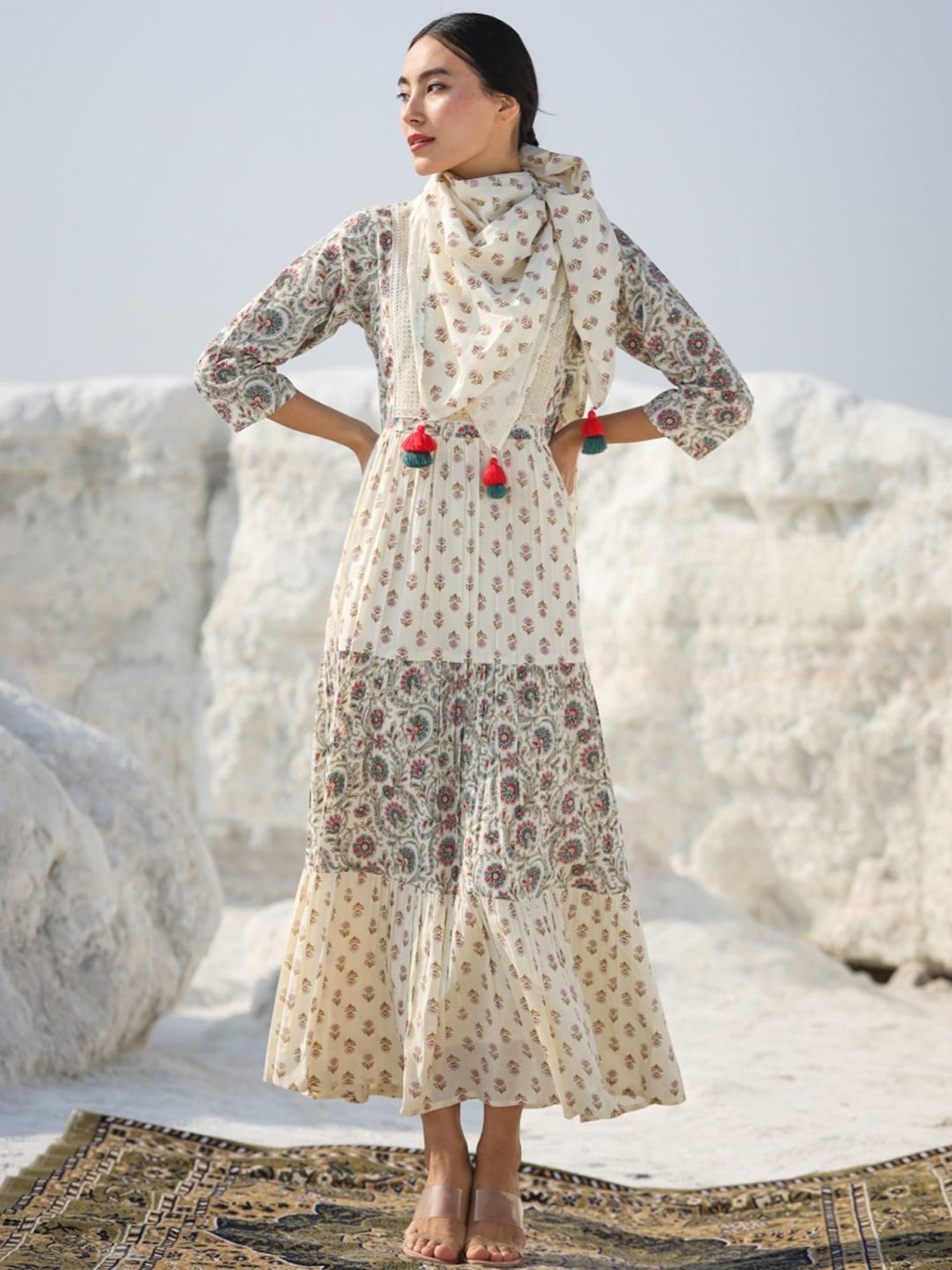 Zolo Label Off-White Cotton Embroidery A-Line Dress With Scarf