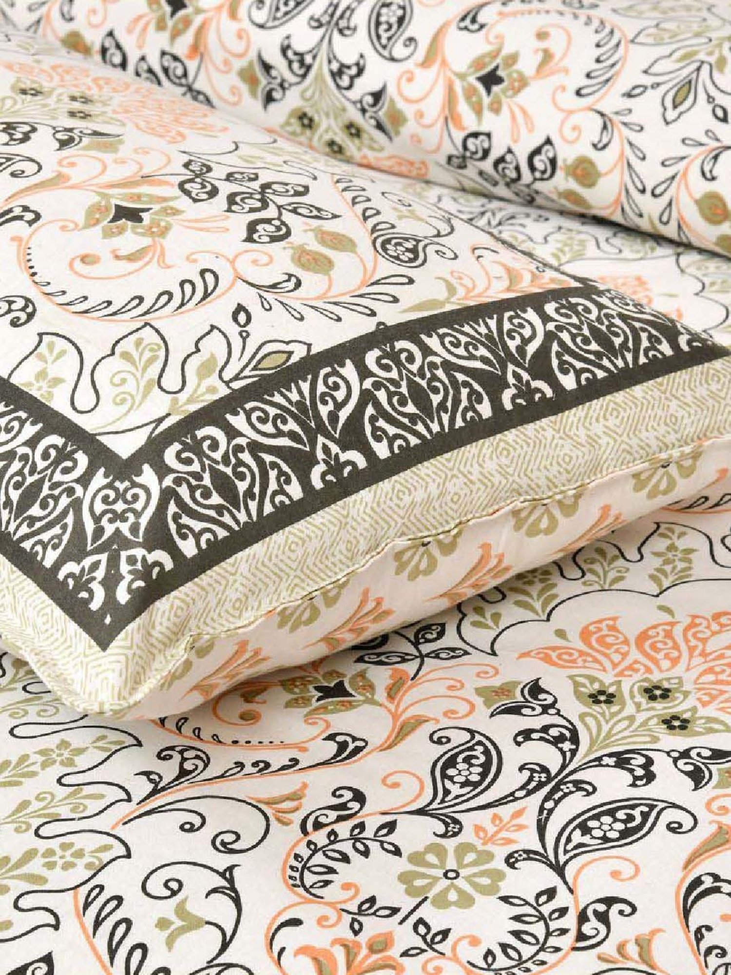 JaipurFabric Green 180 TC 100% Cotton Floral Double Bedsheet with 2 Pillow Covers