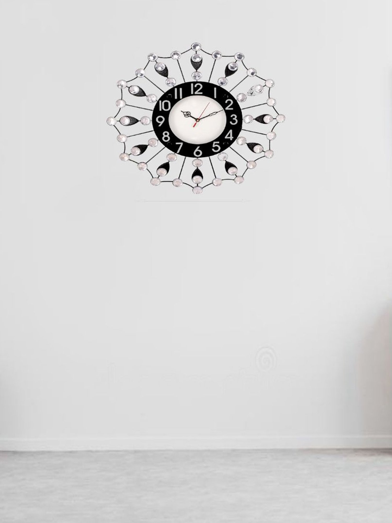 CHRONIKLE Round Silver & Black Iron Wall Clock