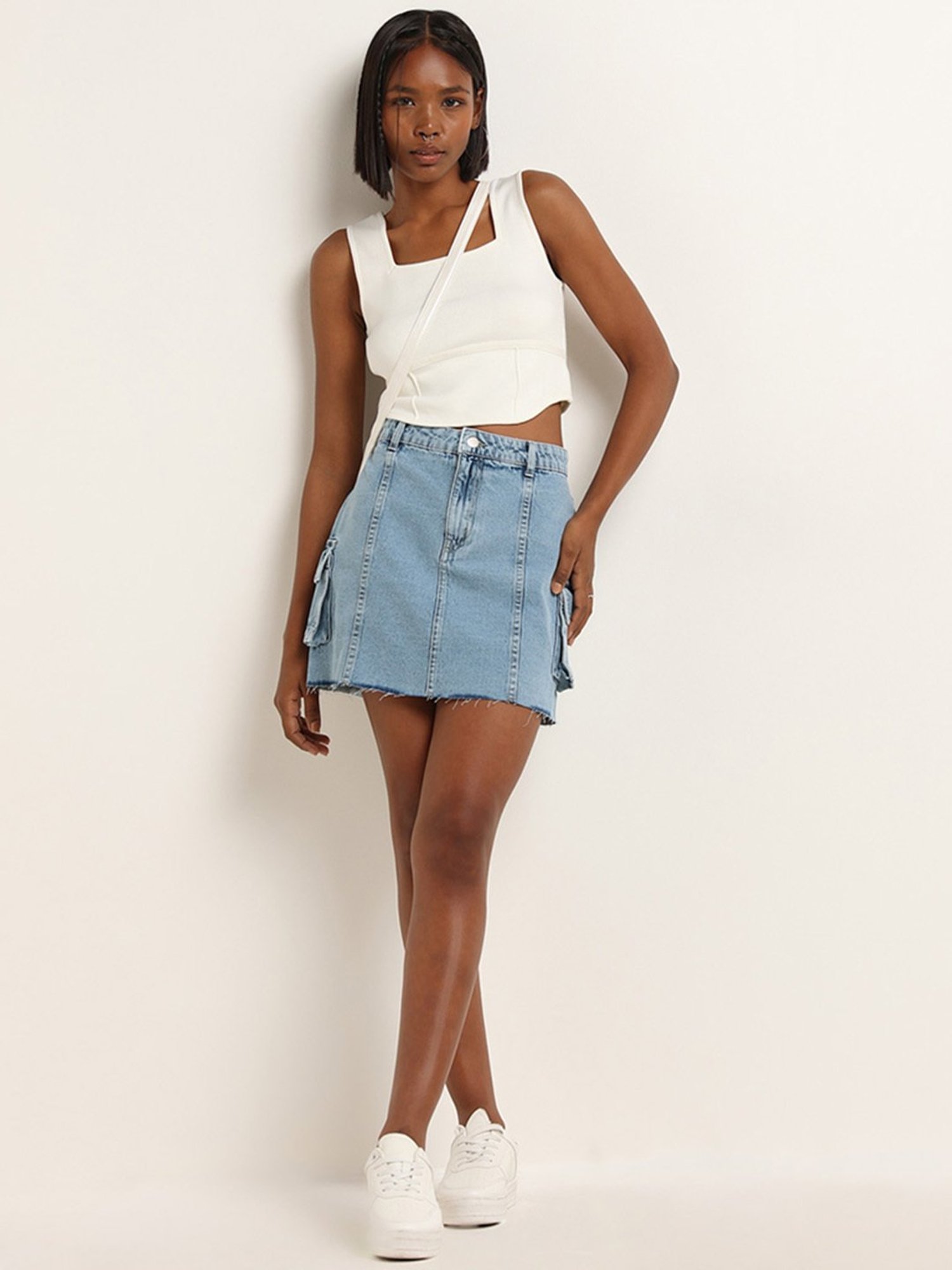 Nuon by Westside White Corset-Style Top