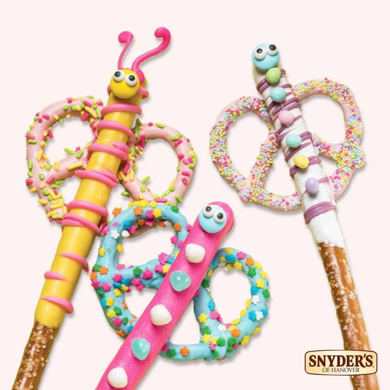 Snyder's of Hanover Old Fashioned Pretzel Rods - 27oz