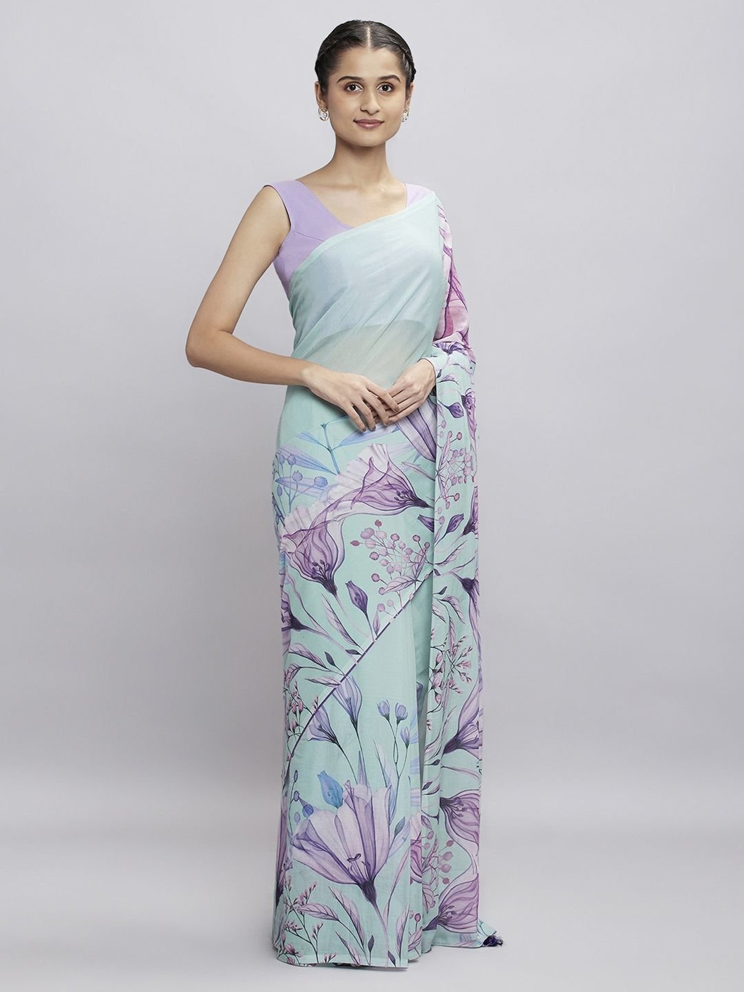 Navyasa Blue Liva Georgette Floral Printed Saree With Coordinated Unstitched Blouse Piece